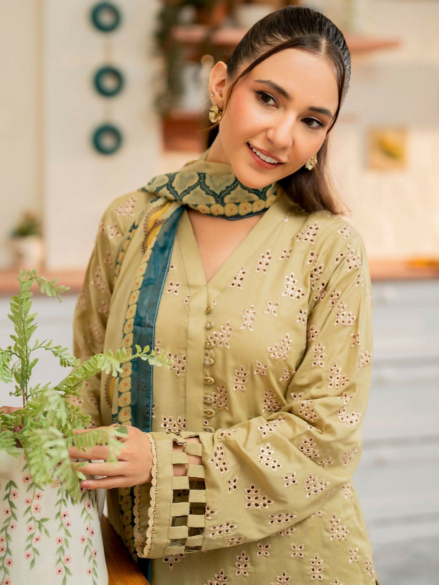 Panache Apparel Lawn Embroidered Stitched 3-Piece Suit-Nest