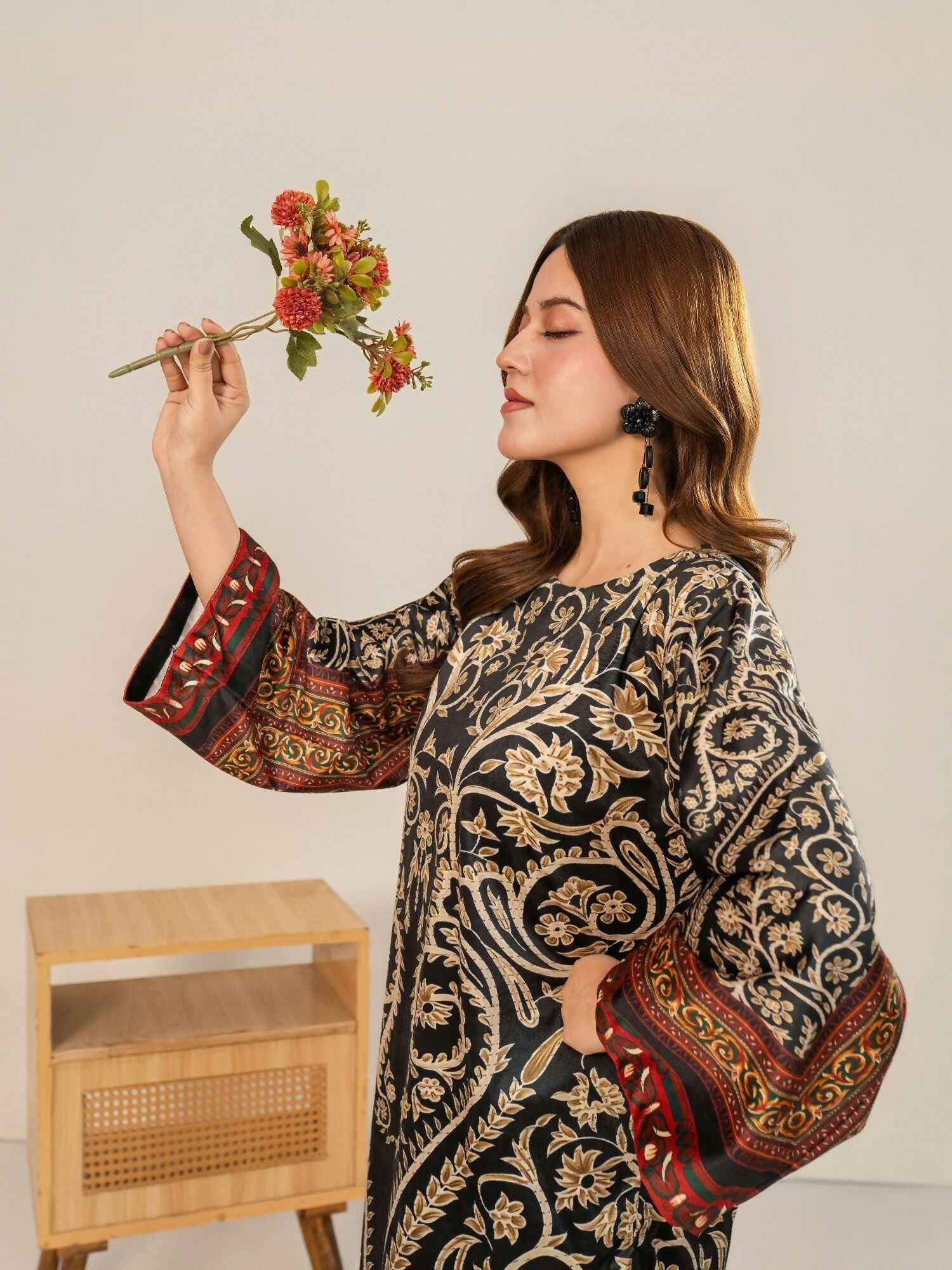 Stylish Collection Velvet Vogue Printed Co-Ord Set-Black Bloom