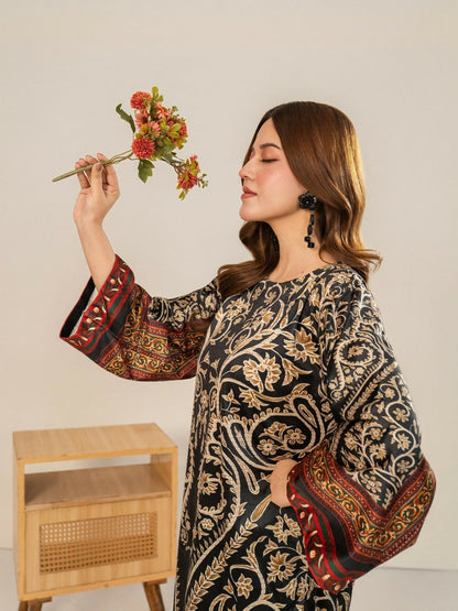 Stylish Collection Velvet Vogue Printed Co-Ord Set-Black Bloom