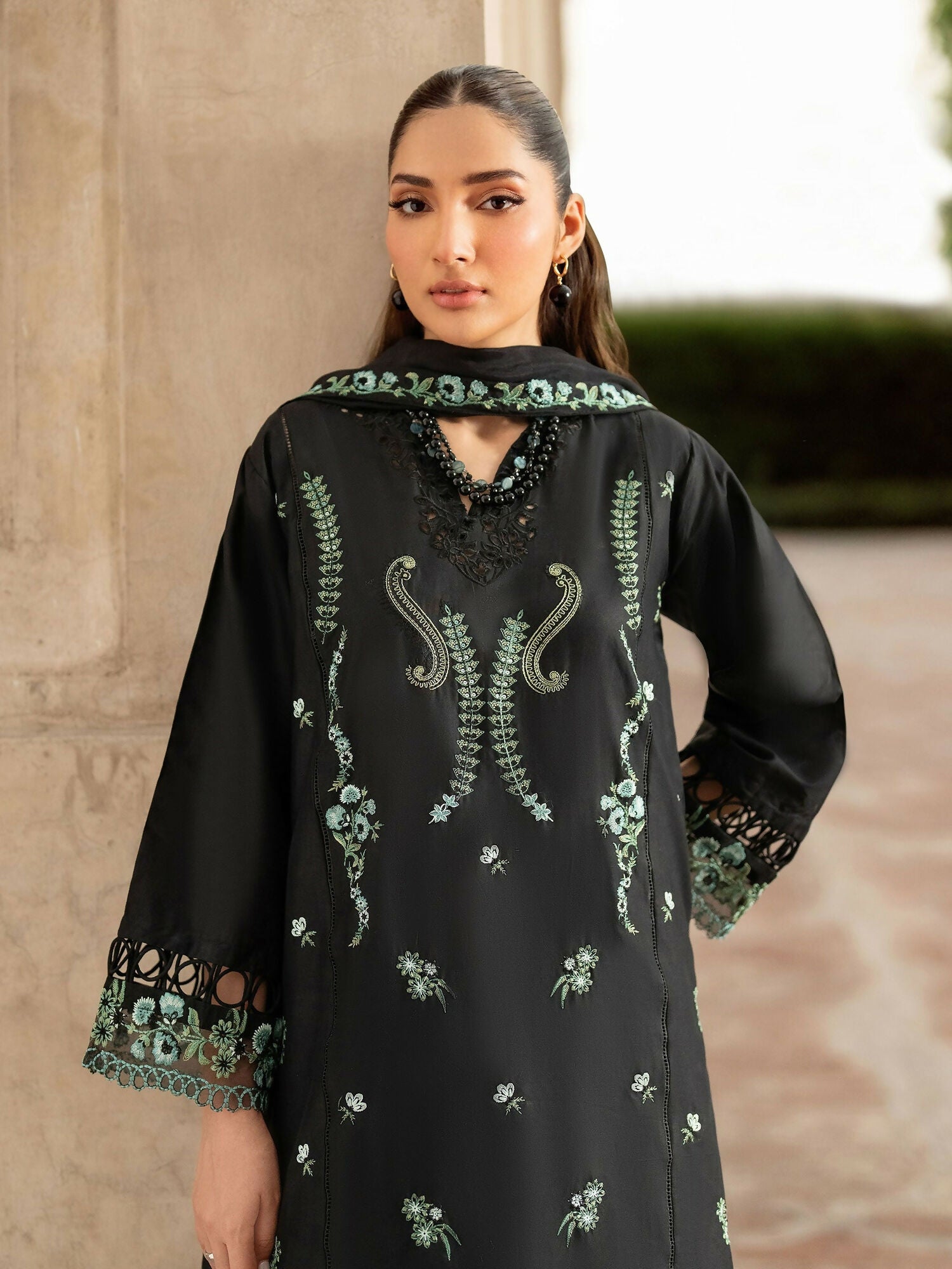 Panache Apparel Rang-e-Bahar Lawn Embroidered Stitched Suit-Tehzeeb