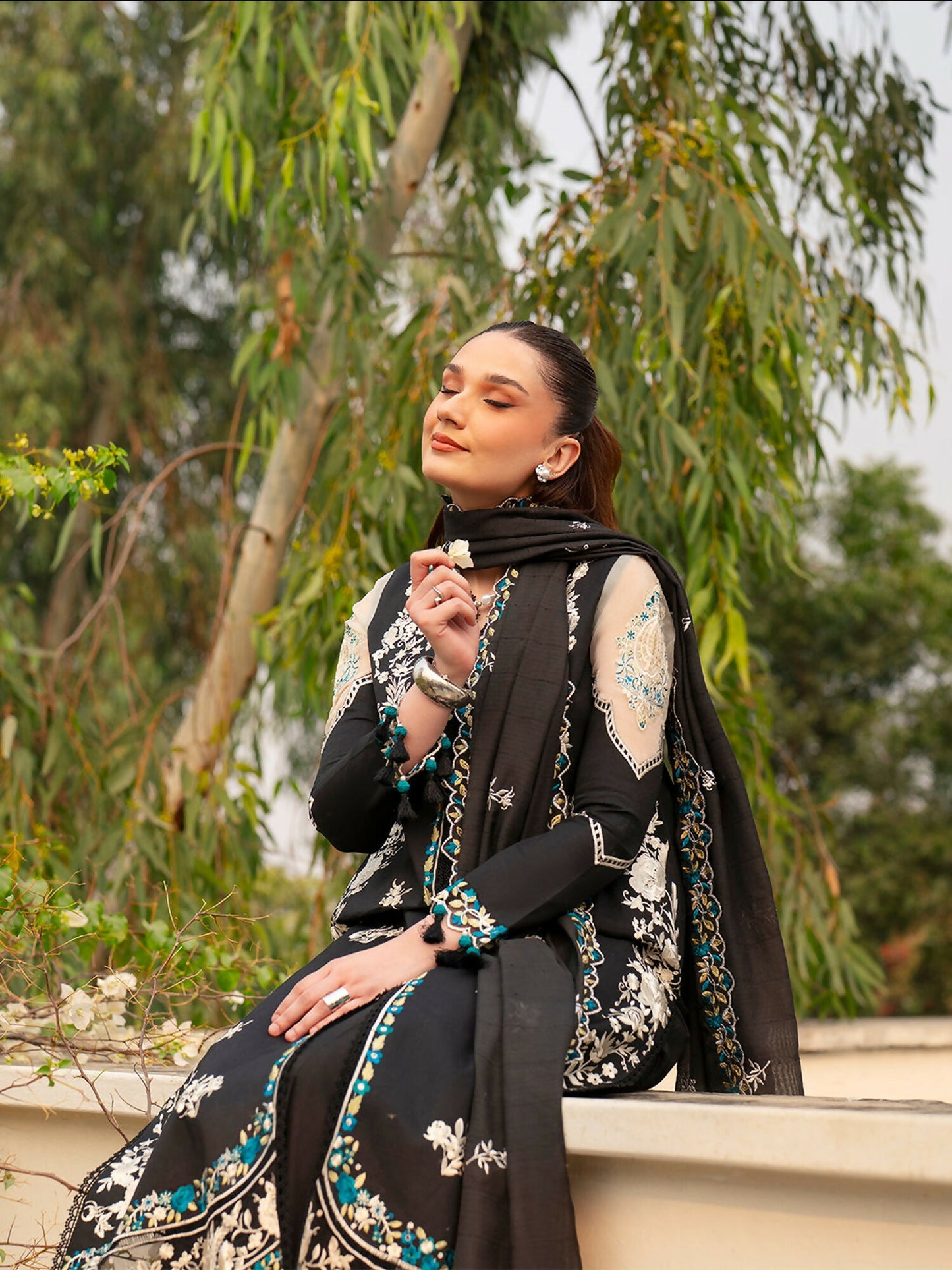 Mahnur Angan Lawn'26 Embroidered Unstitched 3-Piece Suit-AN-011