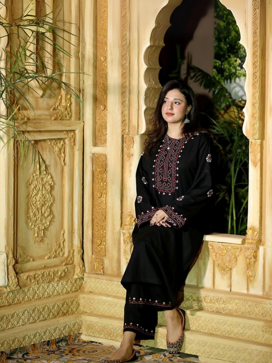 Stitched 2-piece summer lilen suit with embroidered long shirt and embroidered plazo from Tehzeeb Libas.