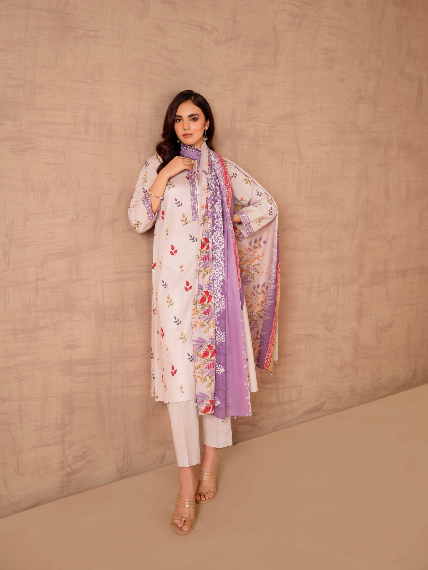 Nishat Viscose Lawn Printed Unstitched 3-Piece Suit-42301783-R