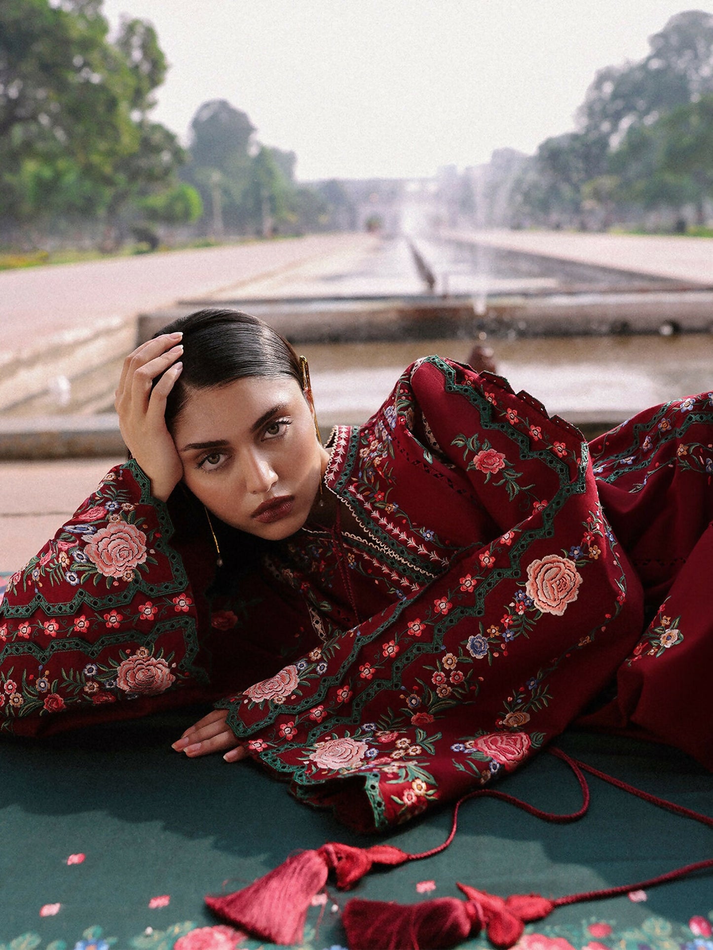 Jugnu By Hussain Rehar Khaddar'25 Embroidered Unstitched 3-Piece Suit-Gulshan