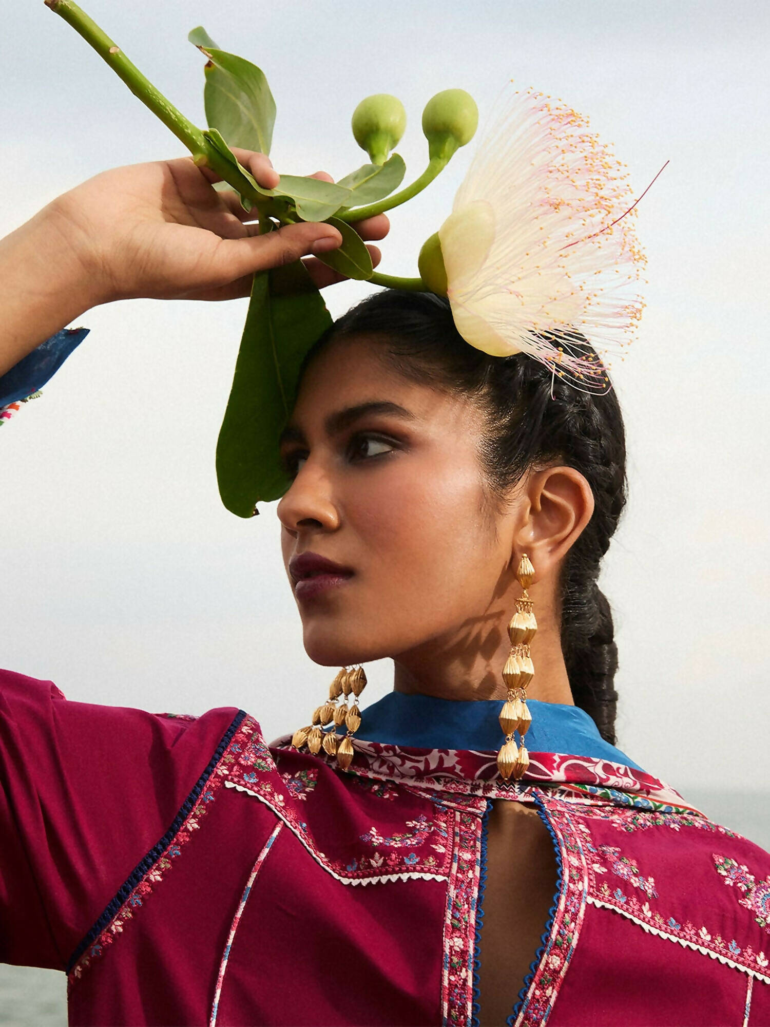 Jugnu by Hussain Rehar SS'25 Cotton Embroidered Unstitched 3-Piece Suit-Beas