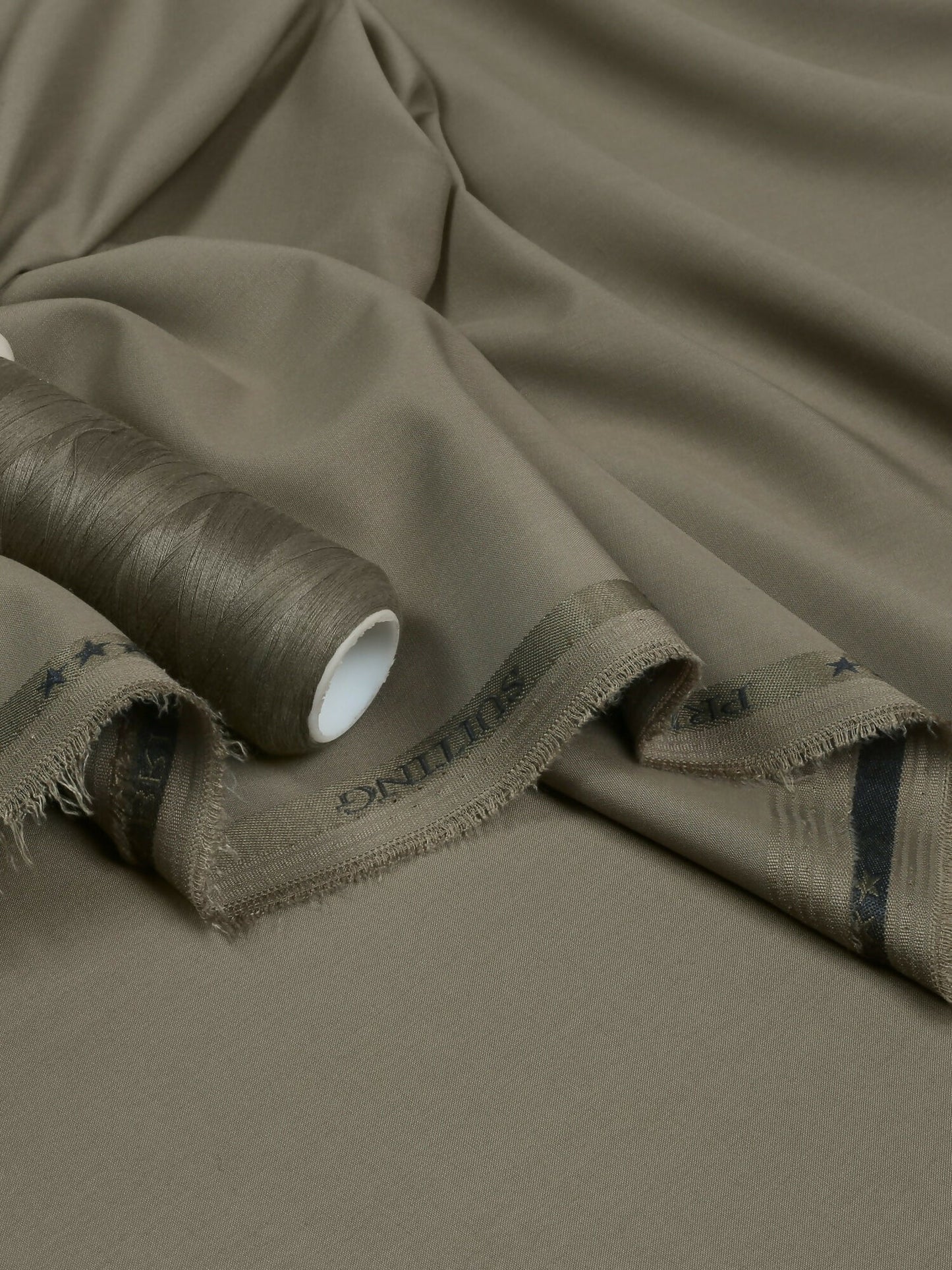 Fabrich Prime Suiting Wash & Wear Unstitched Shalwar Kameez