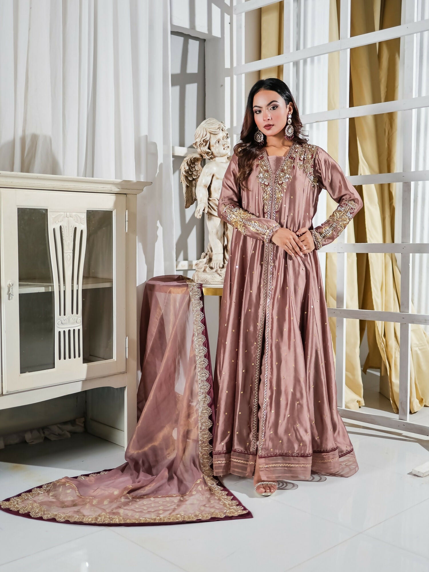 Farooq Hameed Studio Pariza Lux Festive'25 Glass Silk Embroidered Stitched 3-Piece Suit-Ayzel