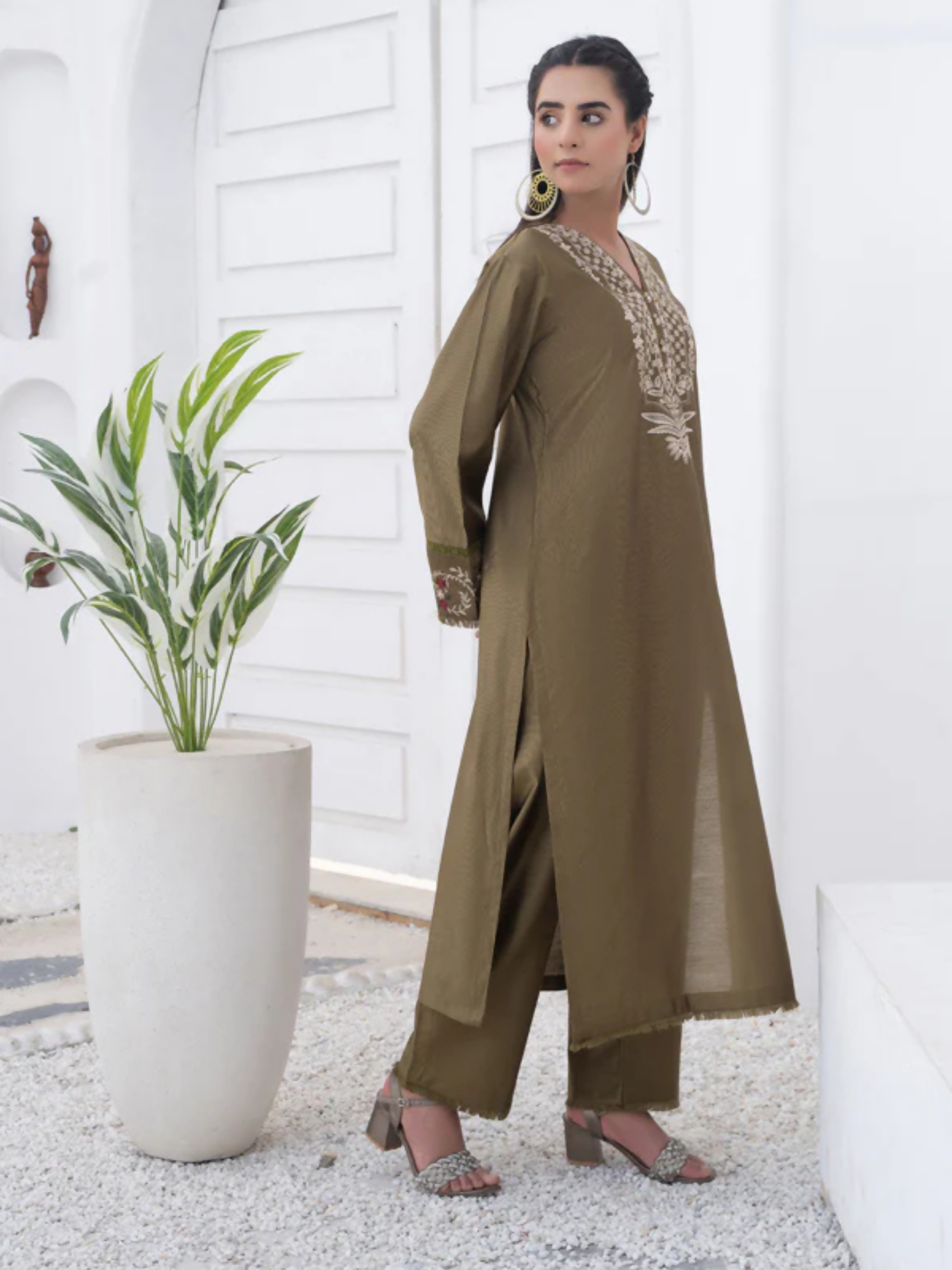 MH Cloth House Khaddi Net Embroidered Stitched 2-Piece Suit-Mahveen