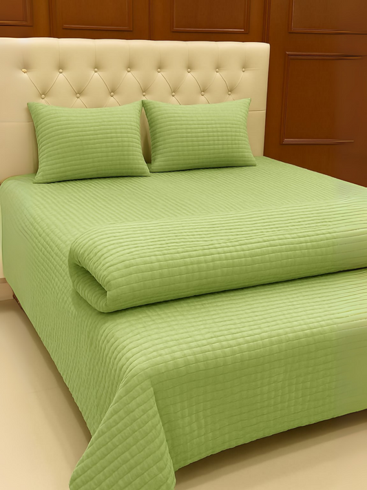 Elegant Bedding Embossed Fleece 4-Piece Luxury Quilt Set