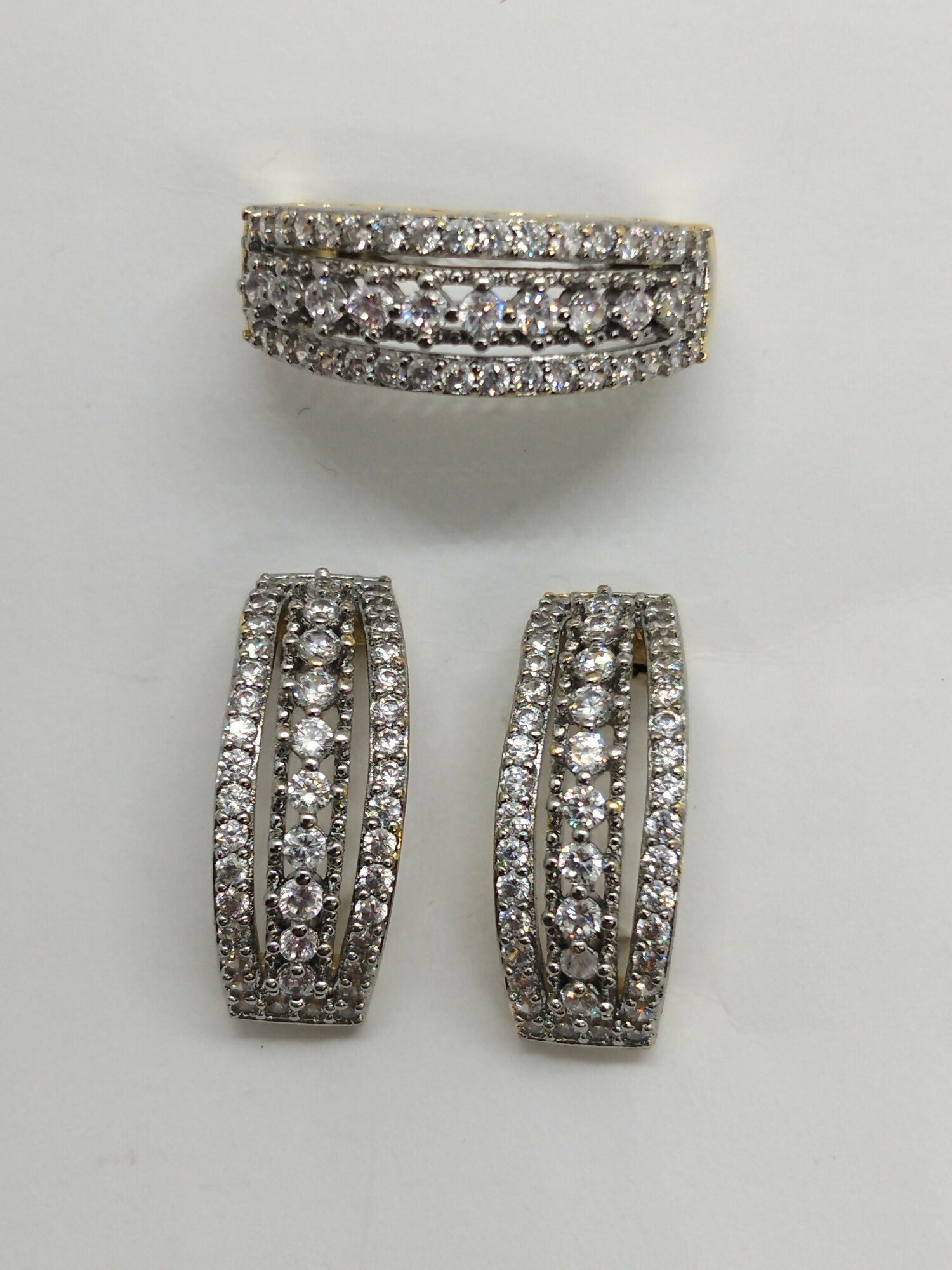 H&A Jewellery Dual Tone Stud Earrings and Ring Set