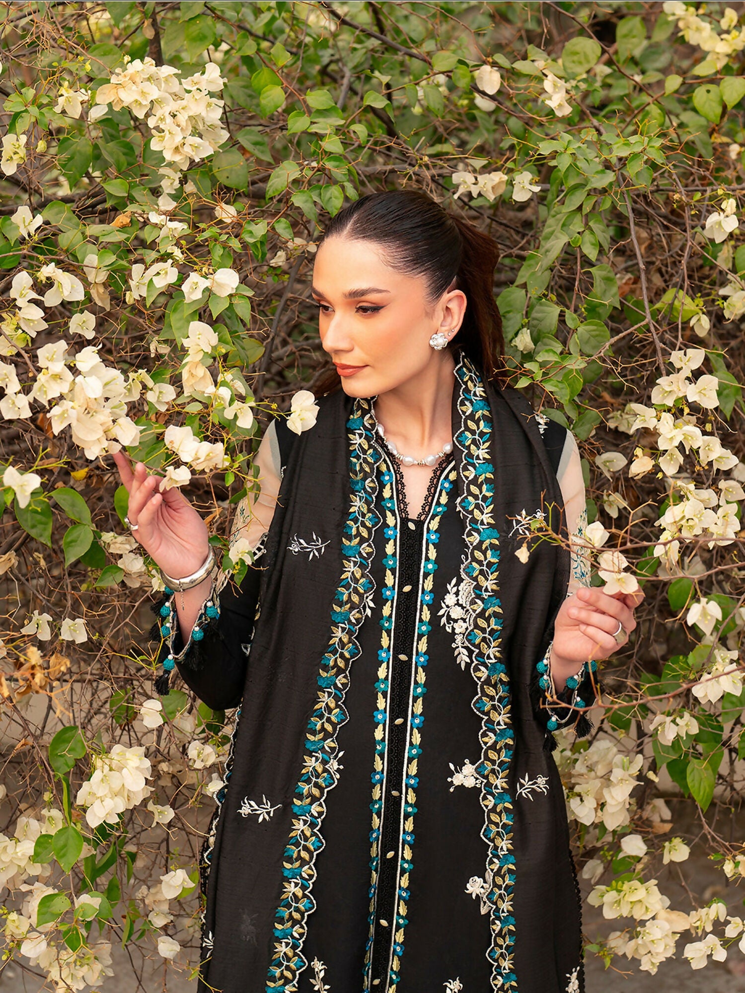 Mahnur Angan Lawn'26 Embroidered Stitched 3-Piece Suit-AN-011