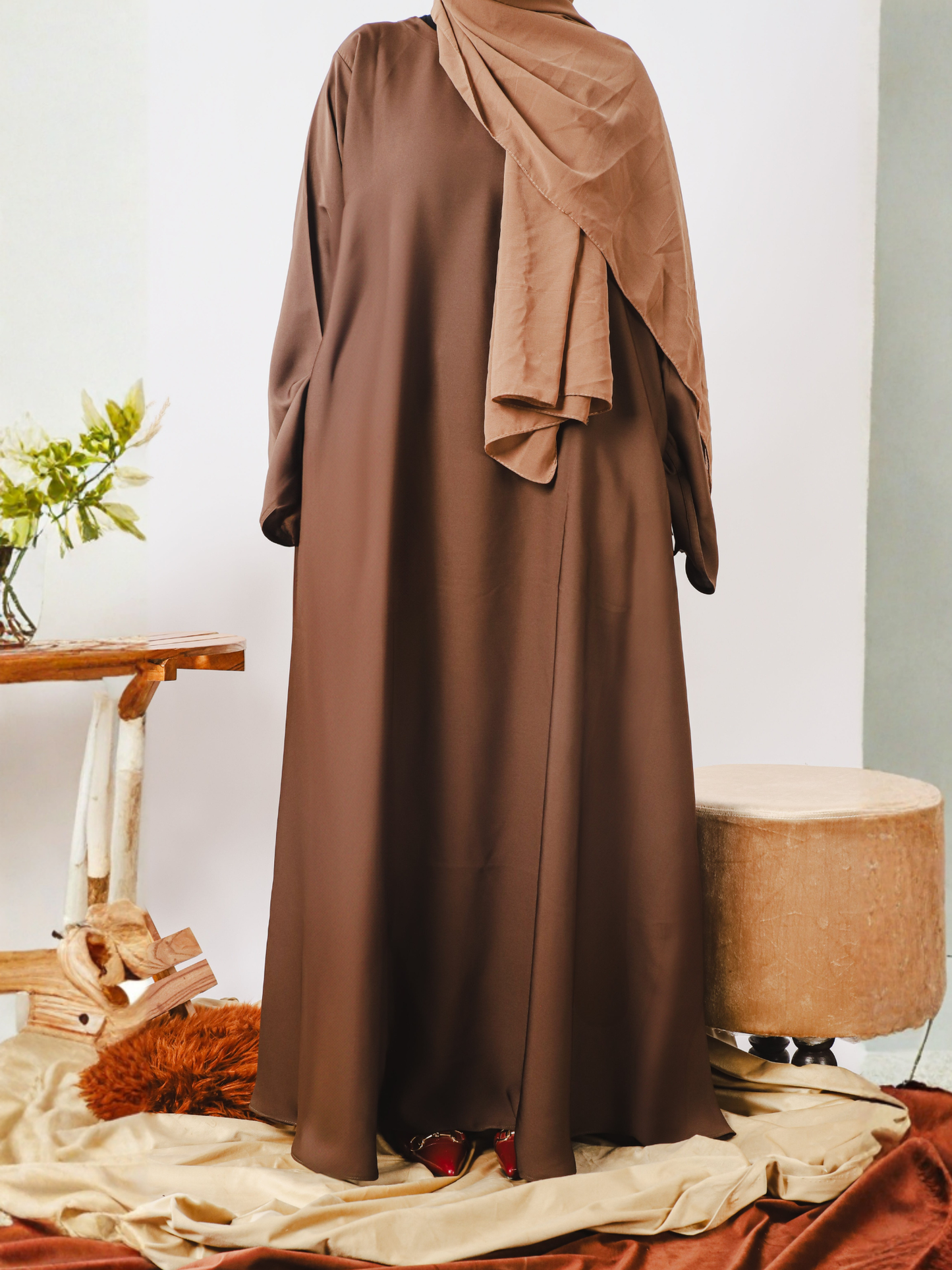 Brown-Nourah Nida Abaya-Mahak
