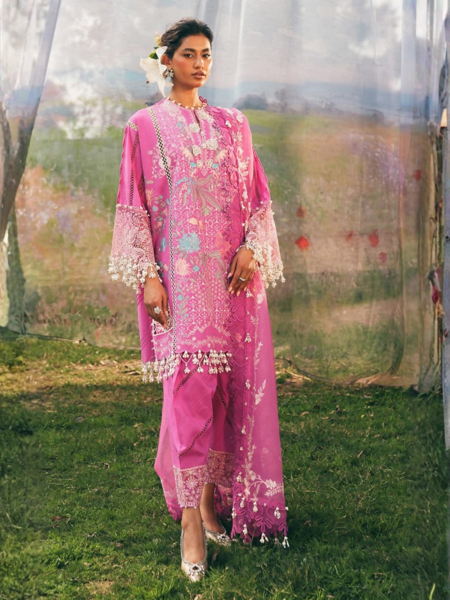 Sana Safinaz Slub Lawn Embroidered Unstitched 3-Piece Suit-L251-005A-3CT