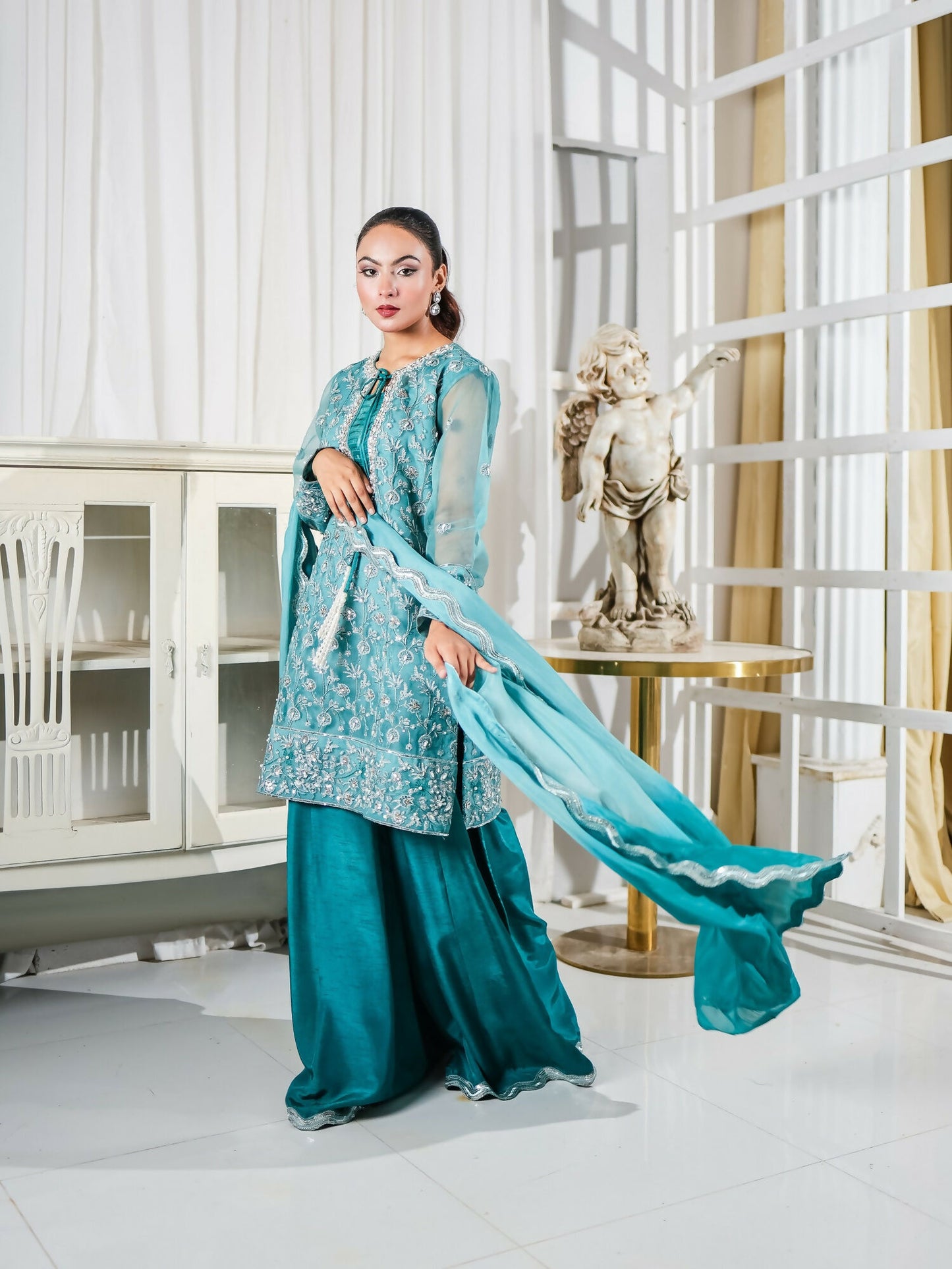 Farooq Hameed Studio Pariza Lux Festive'25 Organza Embroidered Stitched 3-Piece Suit-Jeseria
