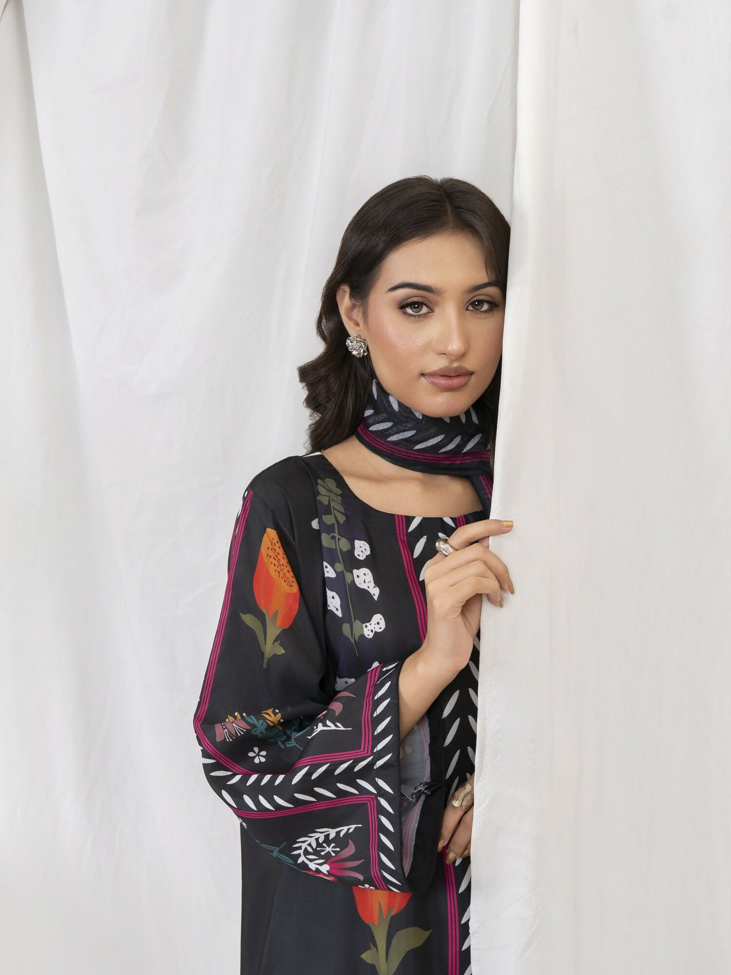 Stylish Collection Lawn Printed Stitched 3-Piece Suit-Rukhsar Black