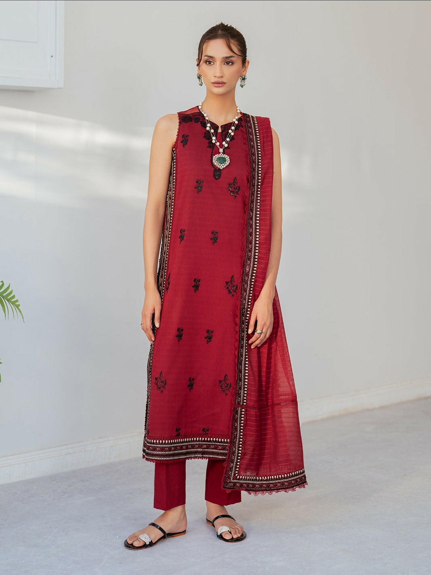 Mahnur Sera Pret'26 Jacquard Embroidered Unstitched 3-Piece Suit-SP-09