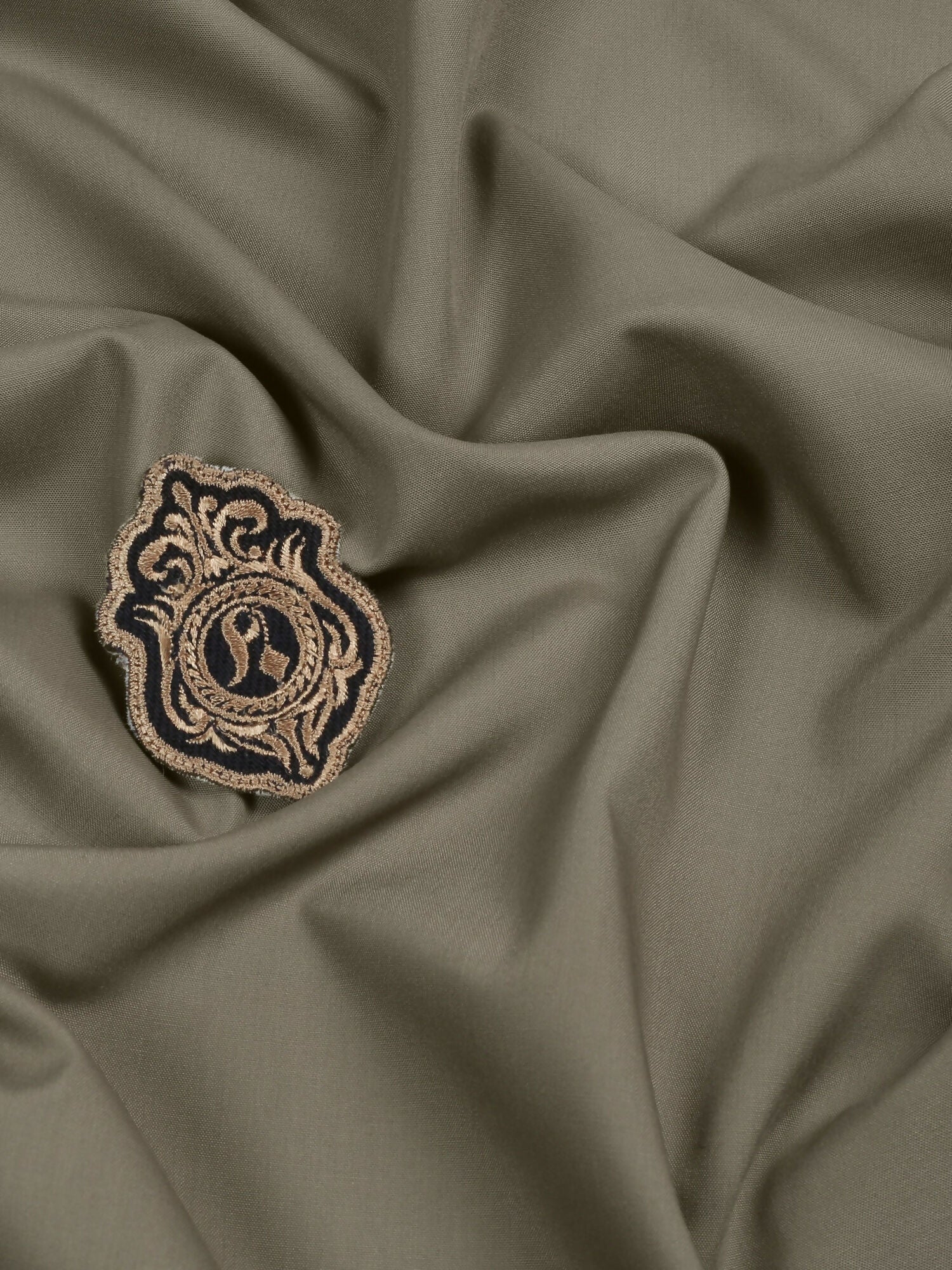 Fabrich Prime Suiting Wash & Wear Unstitched Shalwar Kameez