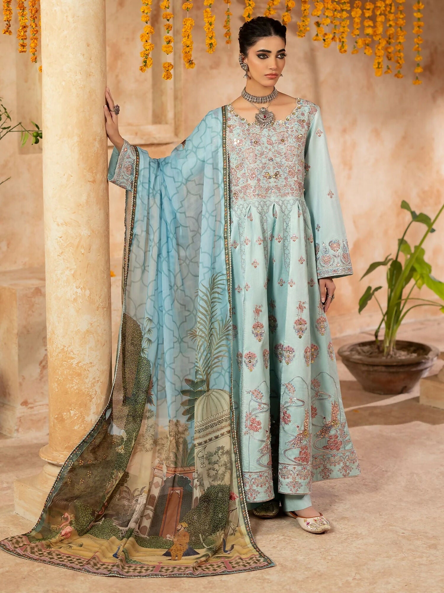 Shurooq Kanpur 1912 Silk Embellished Pishwas-Qutub Minar