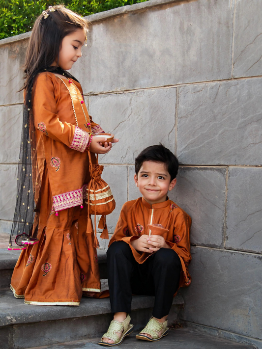 Kidoz Kloset Cotton Silk Printed Kurta Pajama-Mari Gold