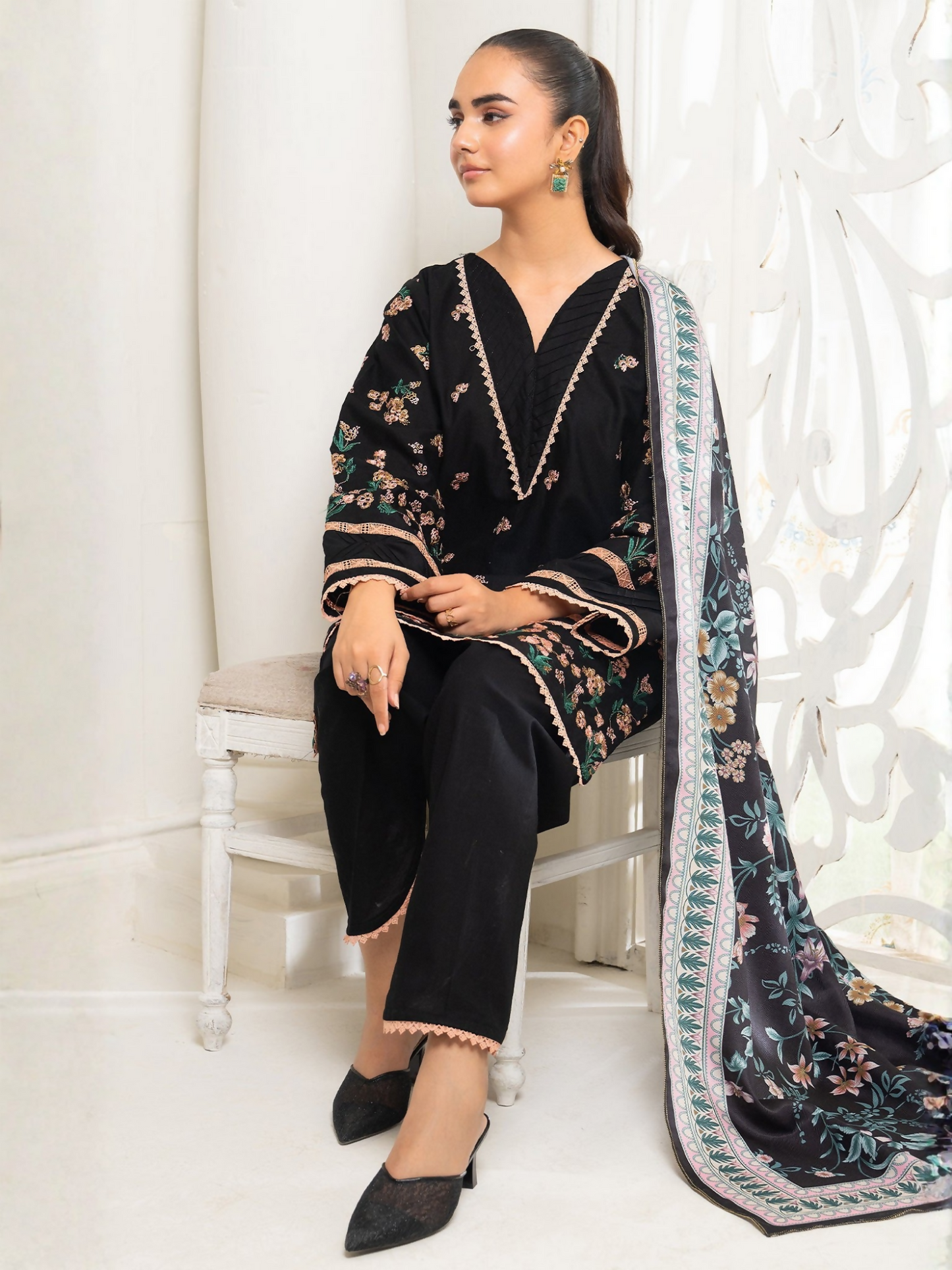 Panache Apparel Winter Basics Khaddar Embroidered Stitched 3-Piece Suit-Winter Oak