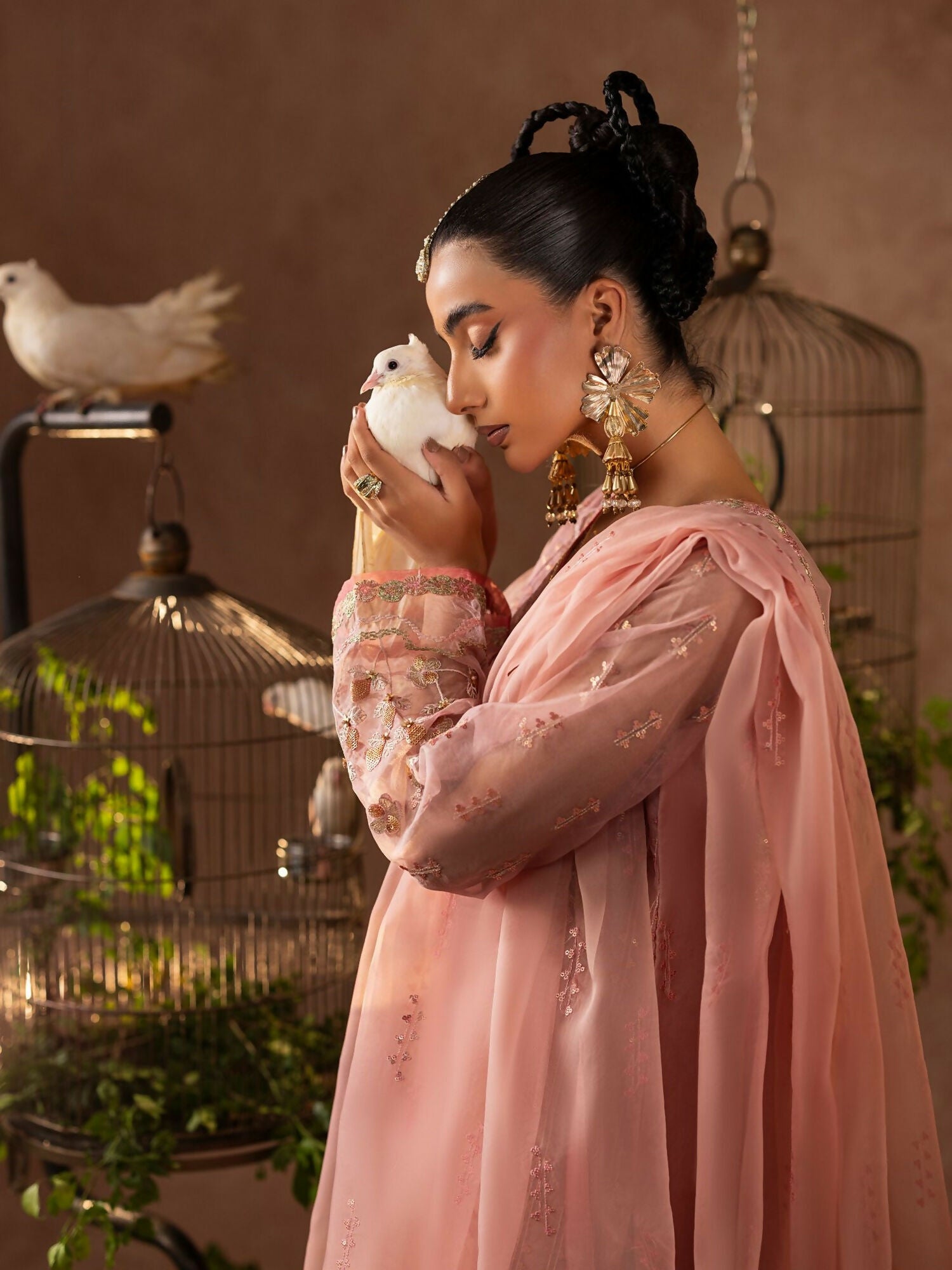 Shurooq Geet Organza Embroidered Stitched 3-Piece Suit-Heer