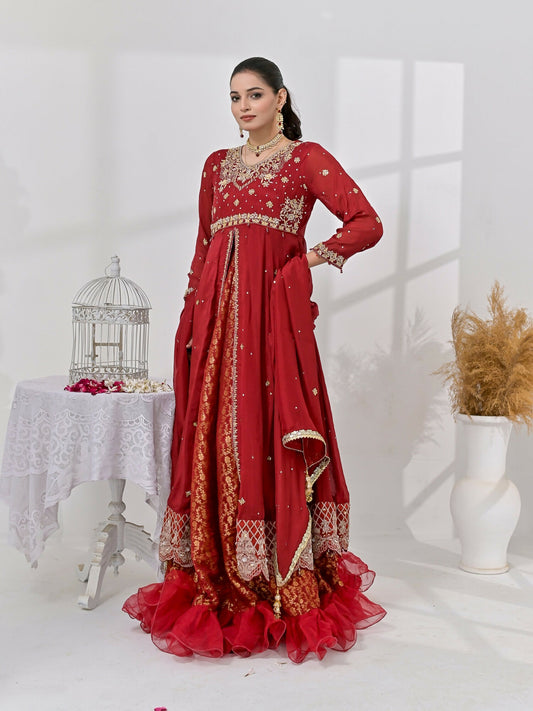 Ruby's Couture Chamak Dhamak Silk Embroidered Lehenga-Rung Reza