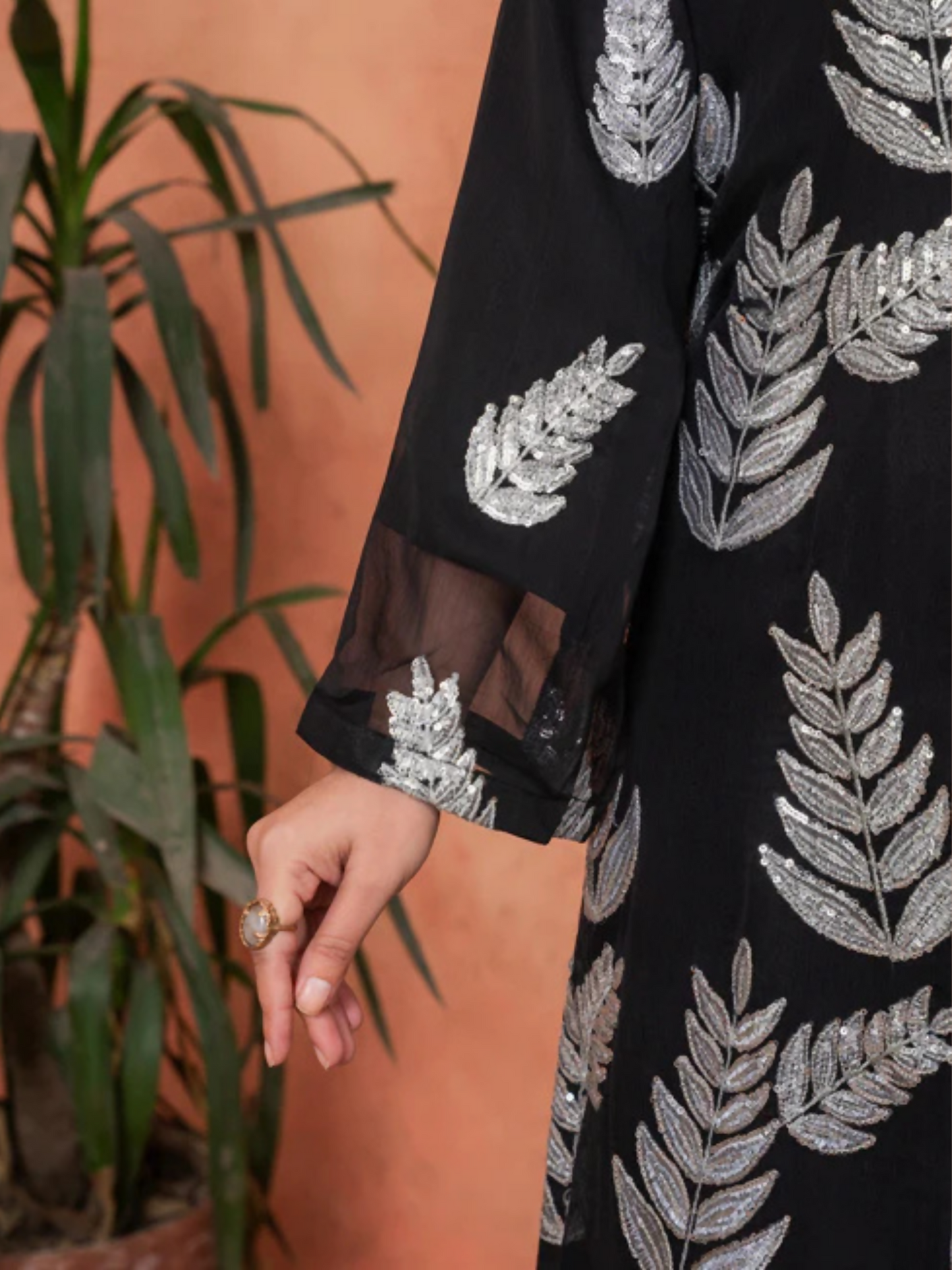 Stylish Collection Majeste Crinkle Chiffon Embroidered Stitched 3-Piece Suit-Zirwah Black