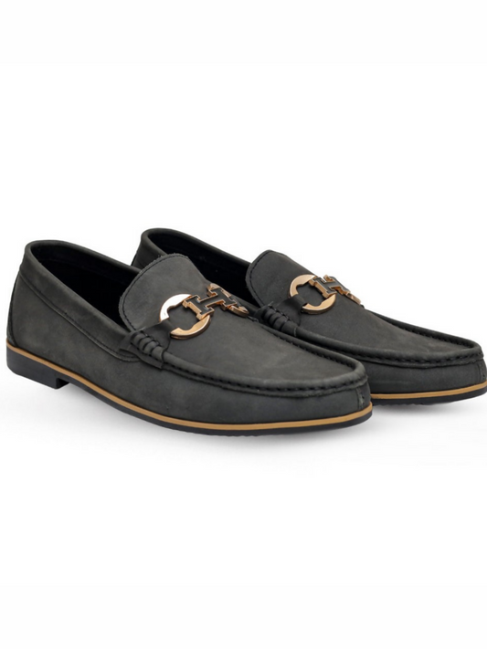 Refined gray leather loafers featuring a sleek design and tailored fit, offering all-day comfort and versatile style.