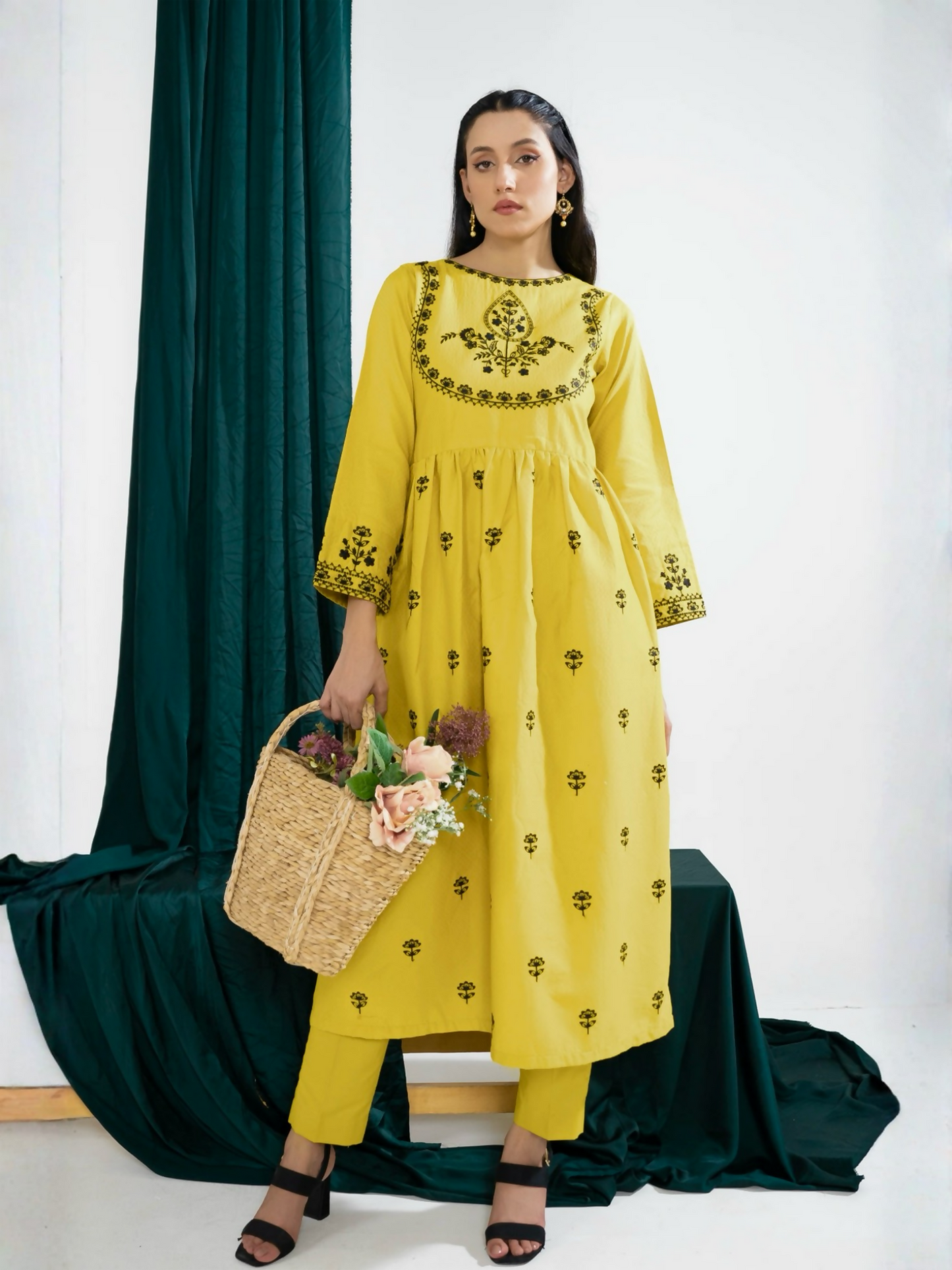 MAK Fashion Lawn Embroidered Stitched 2-Piece Suit-Nargis