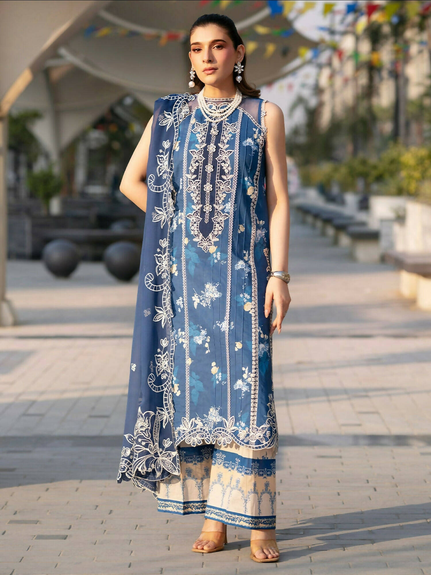 Mahnur Broadway Luxury Lawn'26 Embroidered Stitched 3-Piece Suit-BW-003
