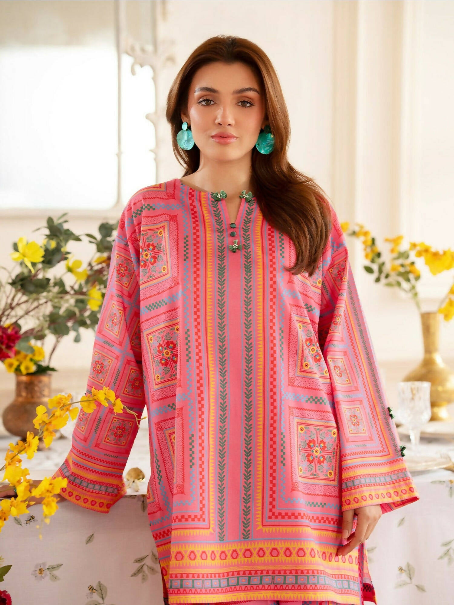 Mahnur Noir Lawn'26 Printed Co-Ord Set-N-01