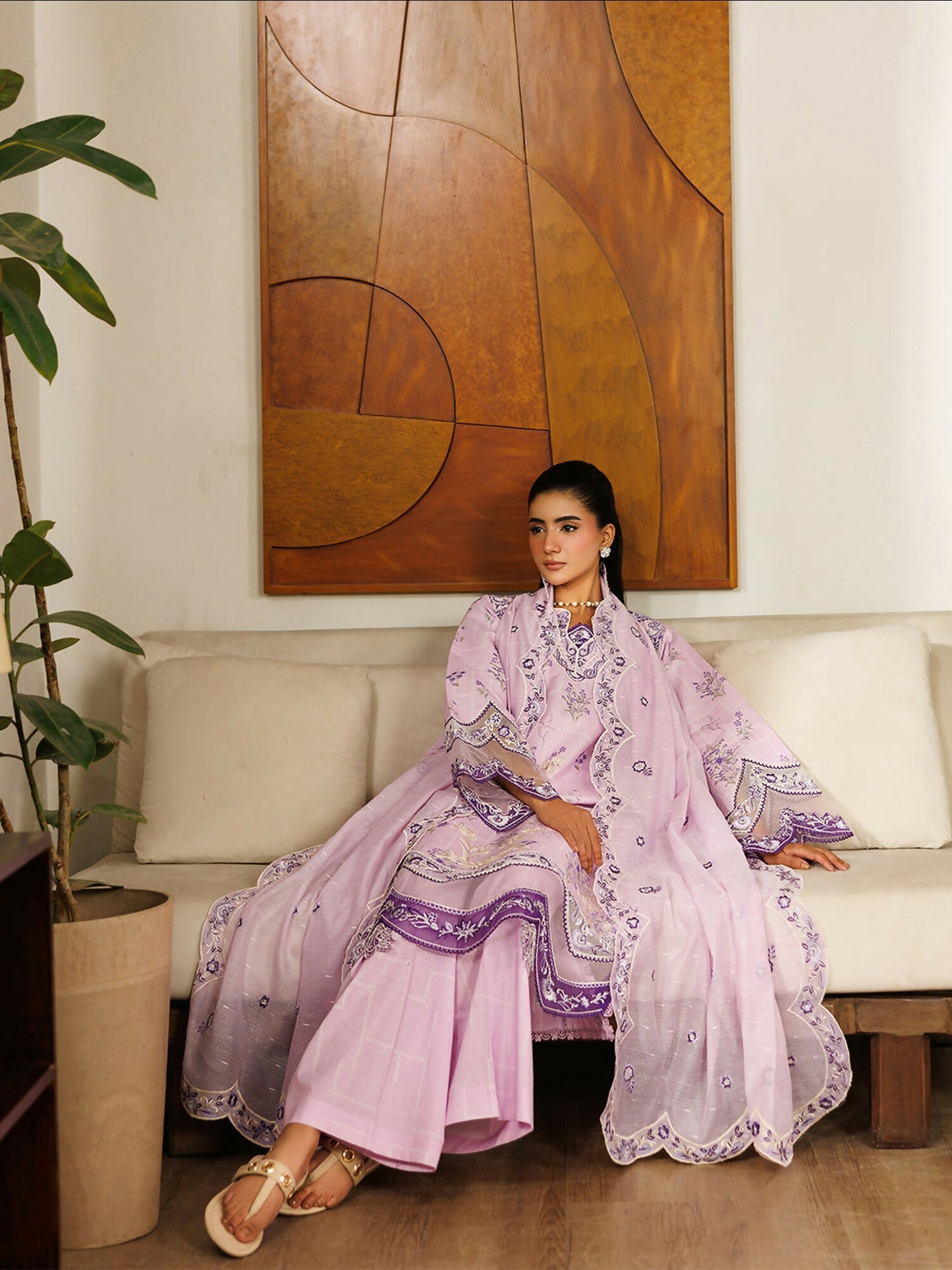 Mahnur Leila Lawn'26 Embroidered Unstitched 3-Piece Suit-L-04