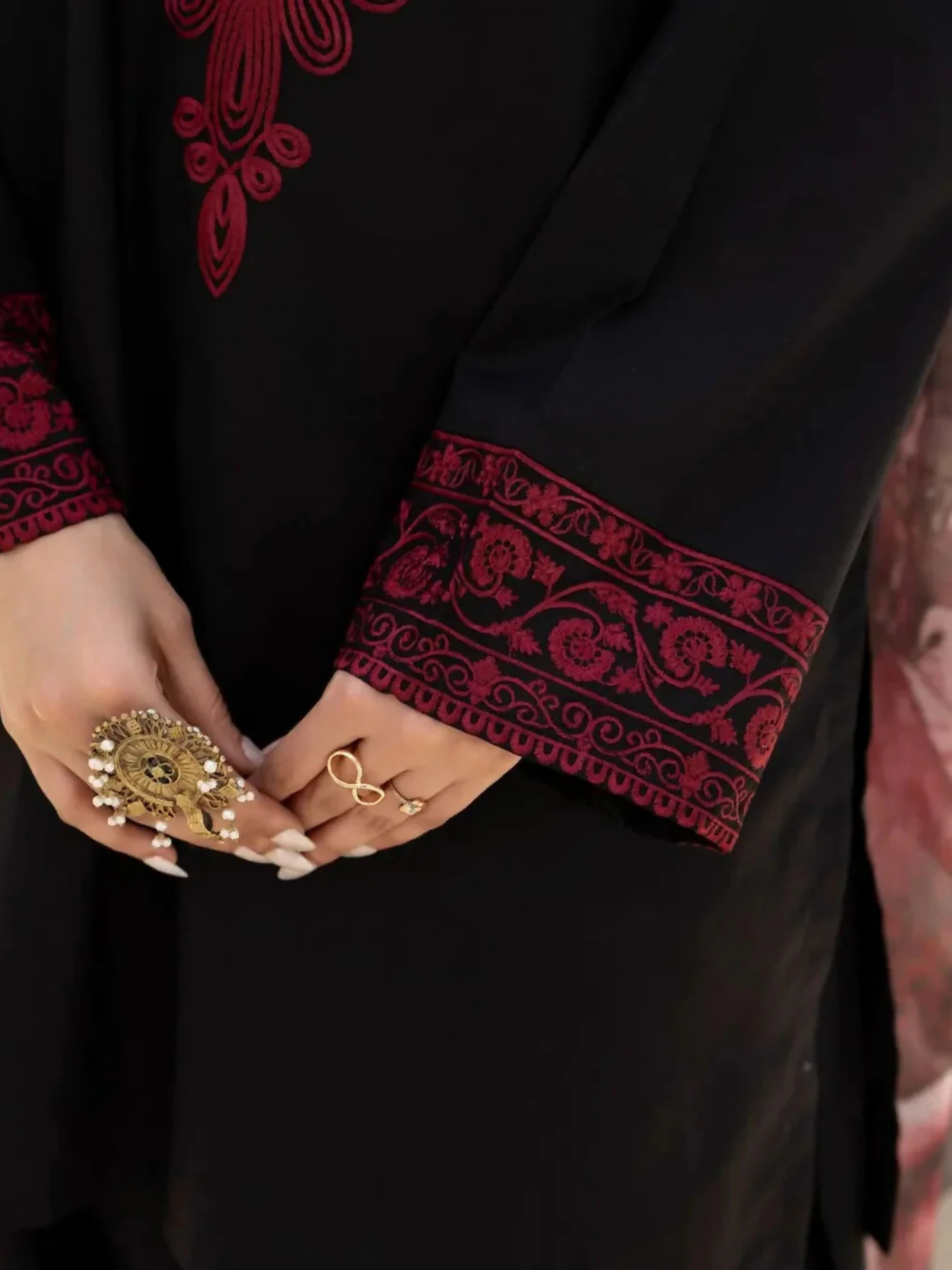 MH Cloth House Cotton Lawn Embroidered Stitched 3-Piece Suit-Mashal