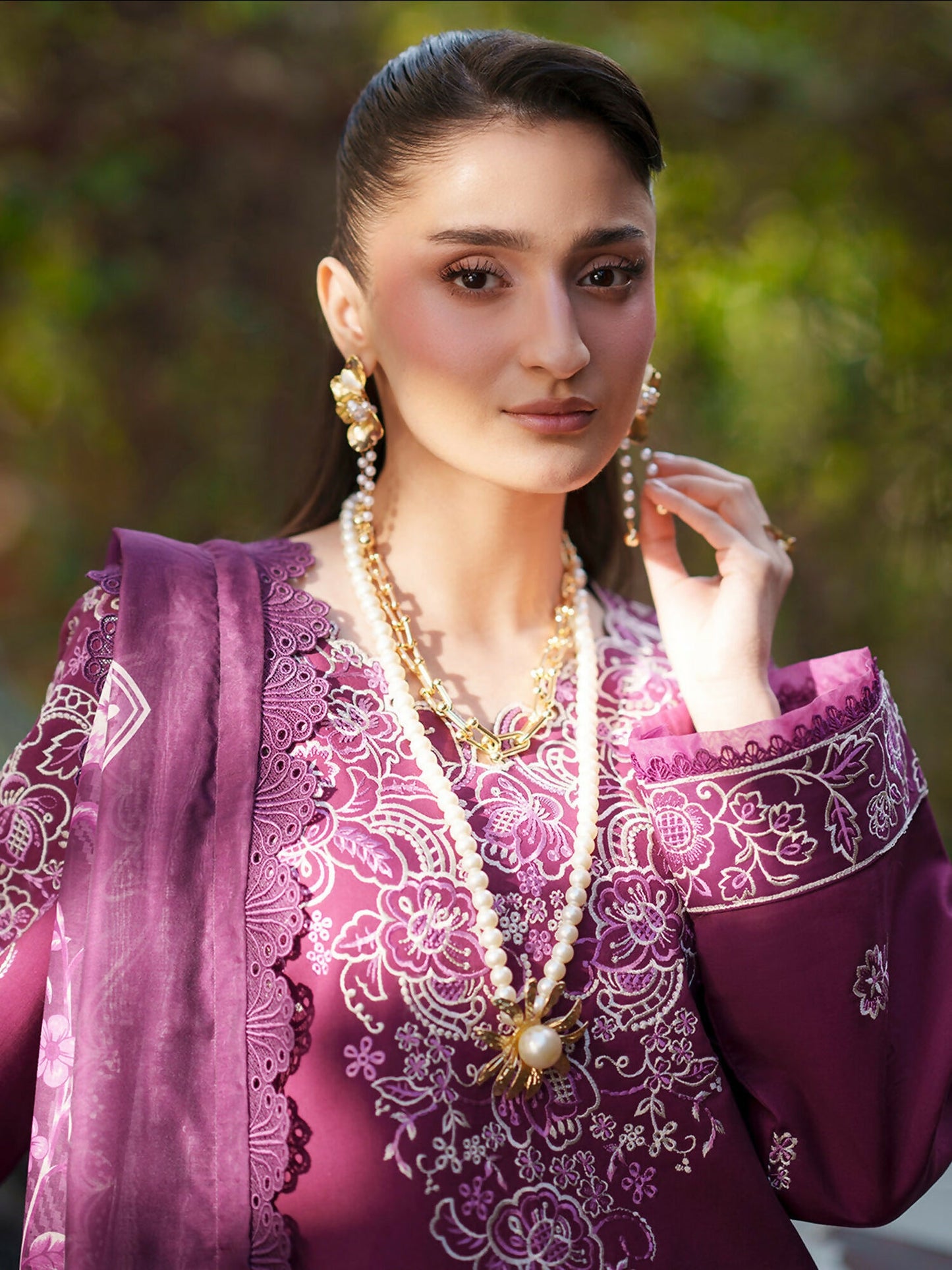 Mahnur Fiona Lawn'26 Embroidered Unstitched 3-Piece Suit-F-10