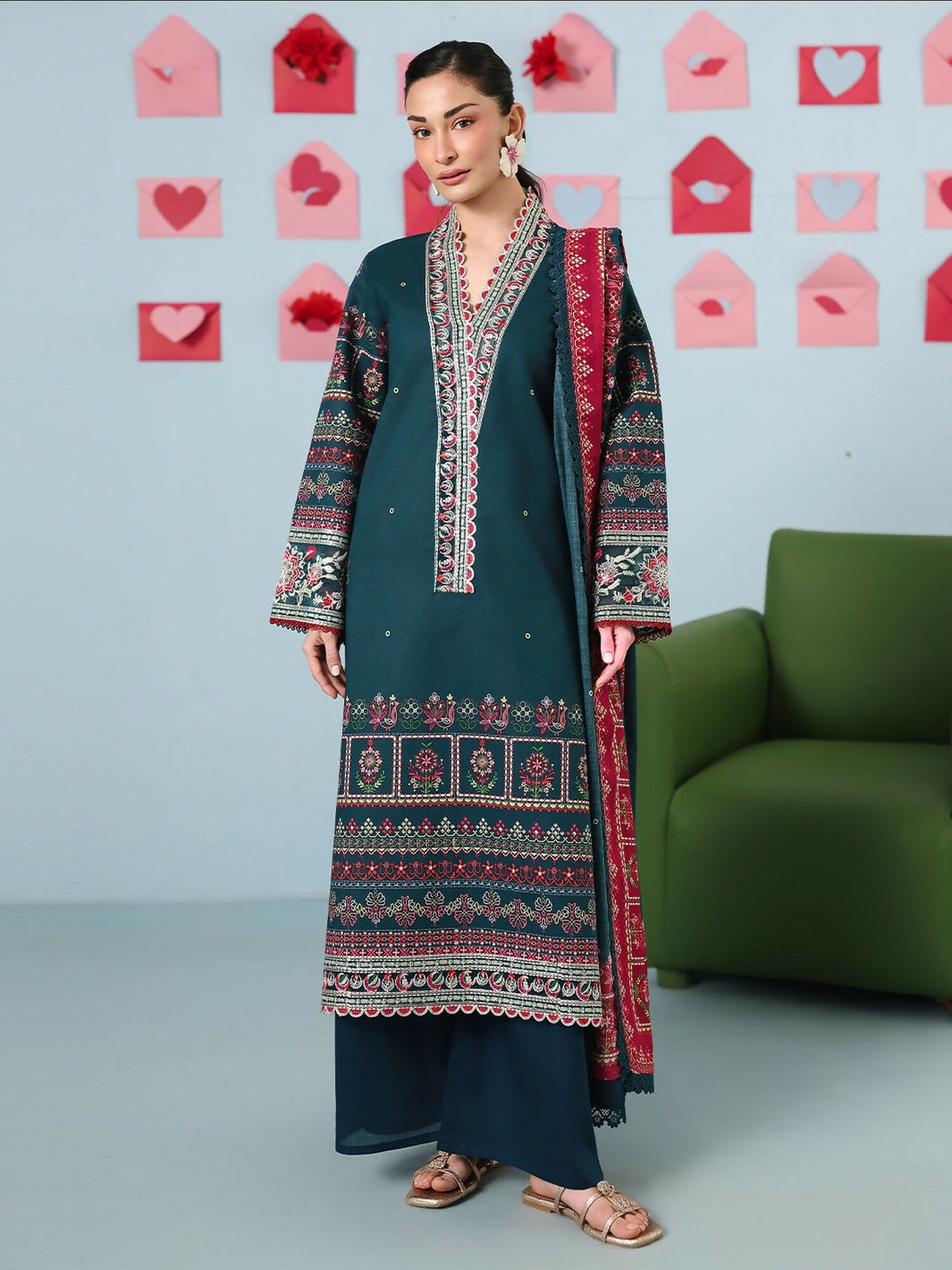 Mahnur Anaya Vol.2 Lawn Embroidered Stitched 3-Piece Suit-AN-2-09