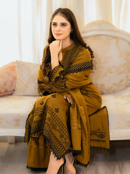 Zeephire Dhanak Embroidered Stitched 3-Piece Suit-Zaitoon