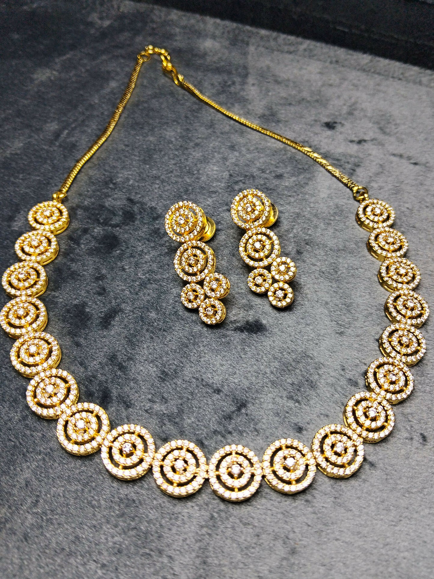 H&A Jewelry elegant one-carat gold plated set adorned with real zircon diamonds.