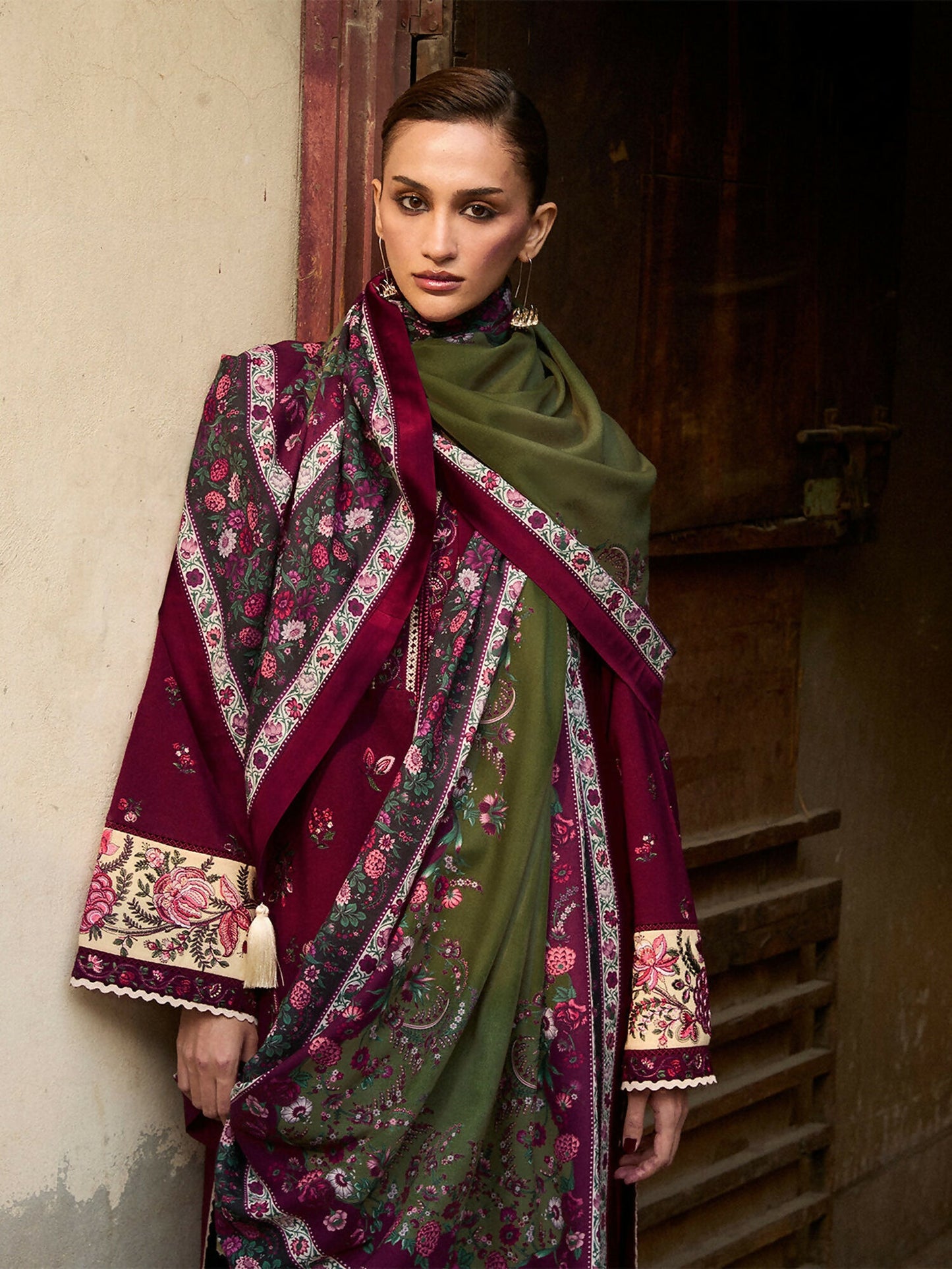 Jugnu by Hussain Rehar Karandi AW'25 Edit III Embroidered Unstitched 3-Piece Suit-Tiran