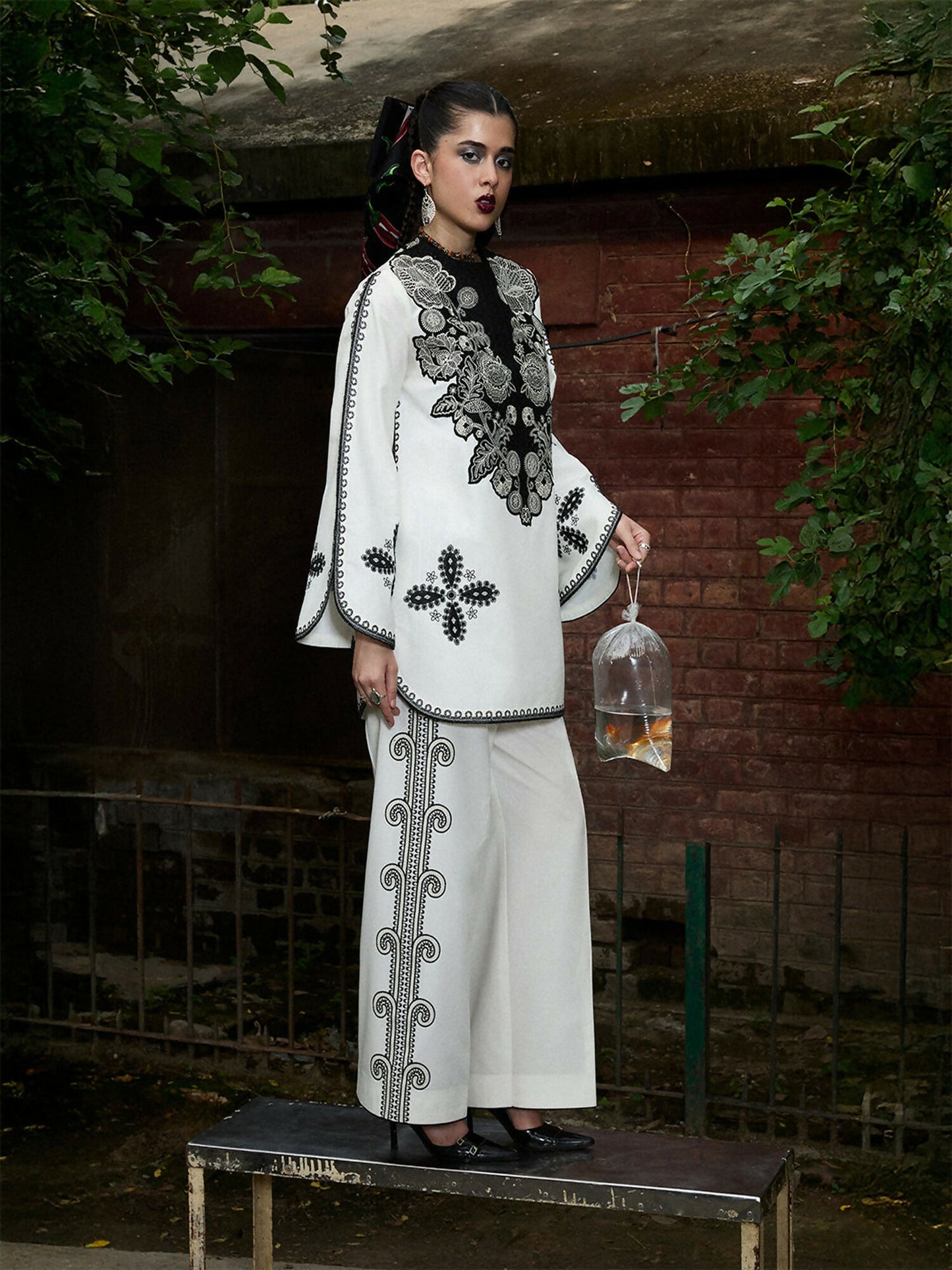 Jugnu By Hussain Rehar Mono 2025 Edit IV Cotton Embroidered Stitched 2-Piece Suit-Naren