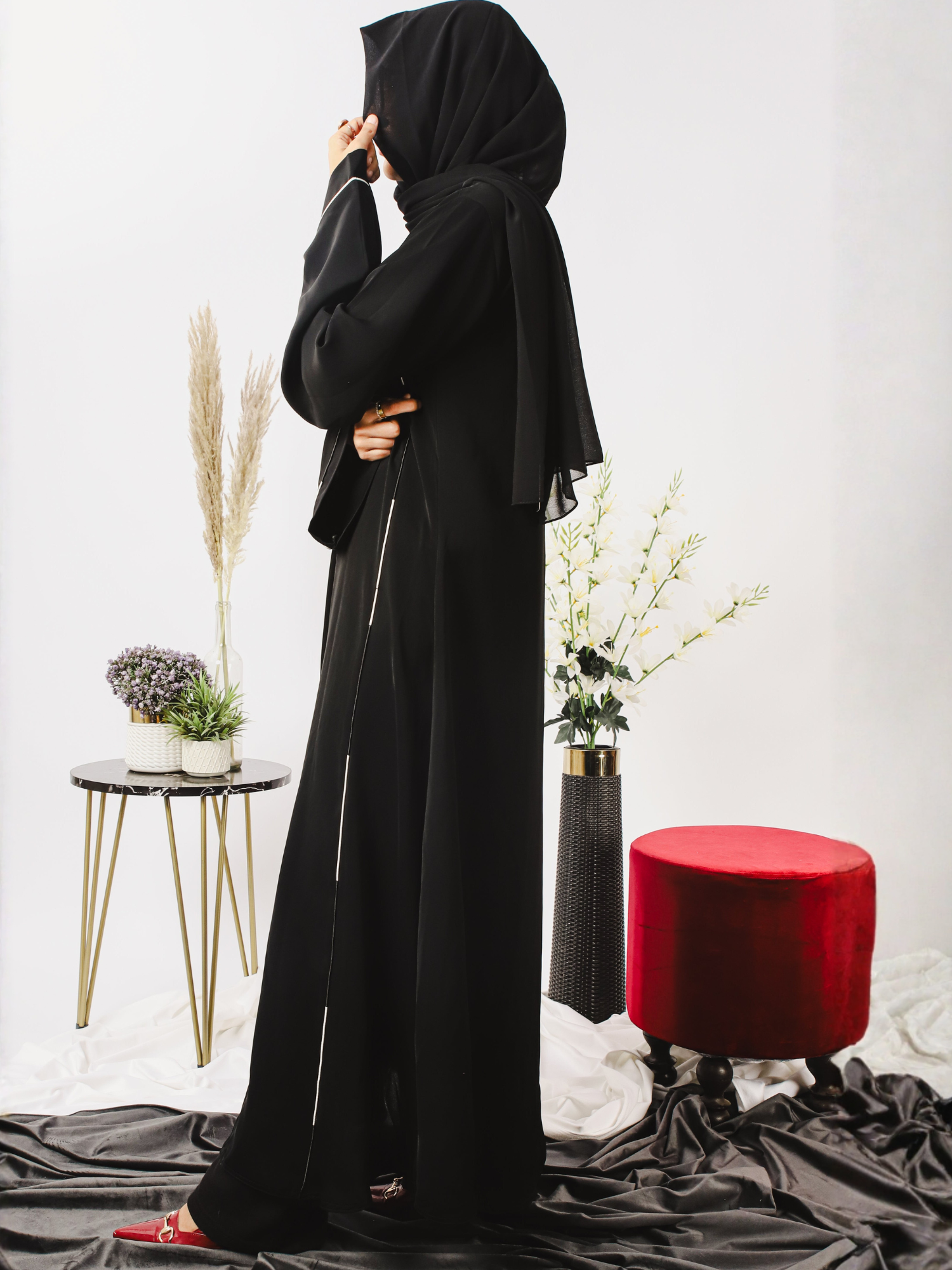 Black-Nourah Nida Abaya-Yara