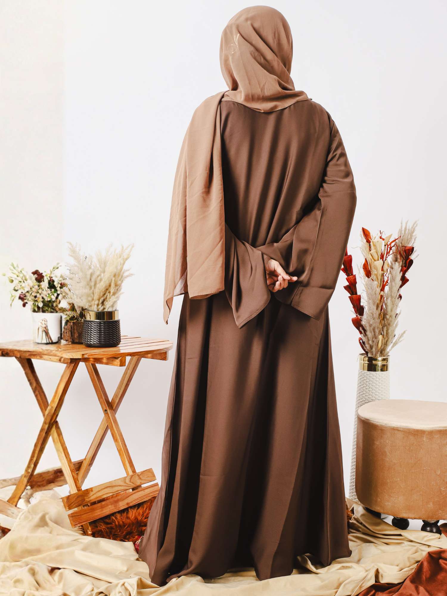 Brown-Nourah Nida Abaya-Mahak
