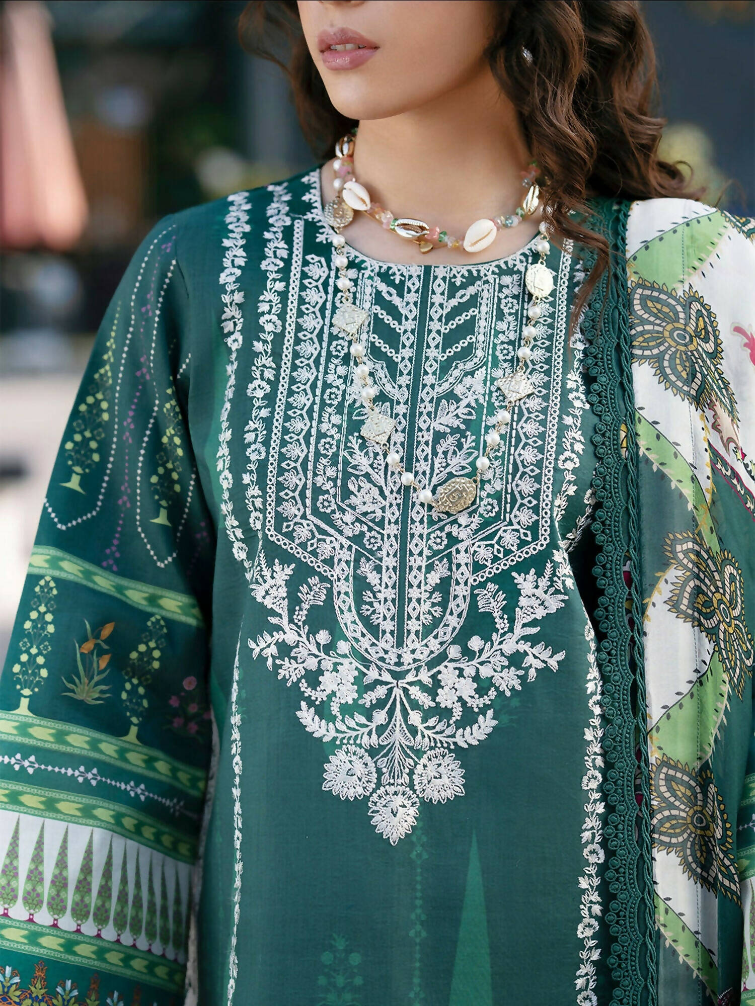 Mahnur Broadway Luxury Lawn'26 Embroidered Stitched 3-Piece Suit-BW-012
