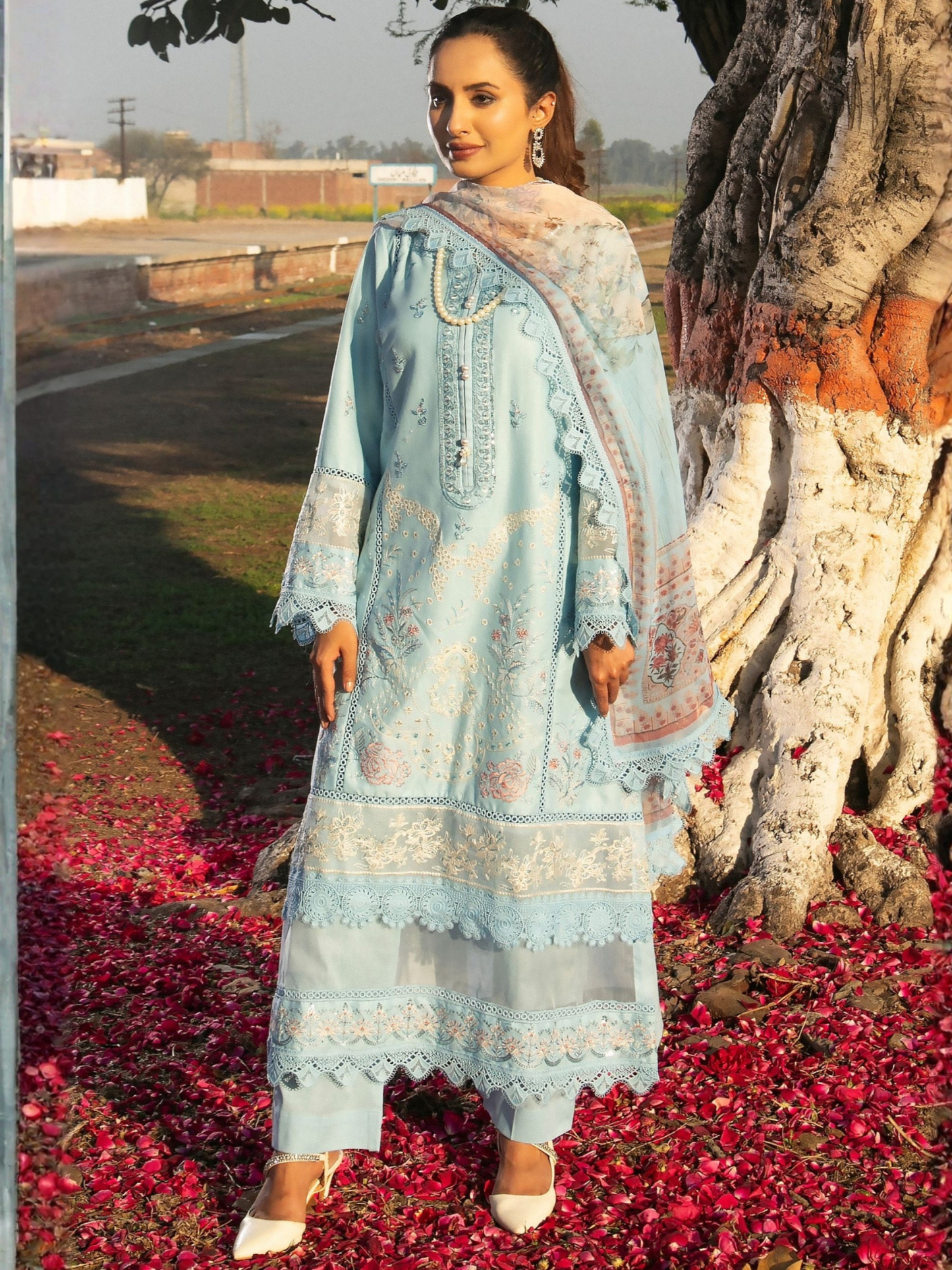 Blue-Chandan Nagri Lawn Embroidered Stitched 3-Piece Suit-Rimna