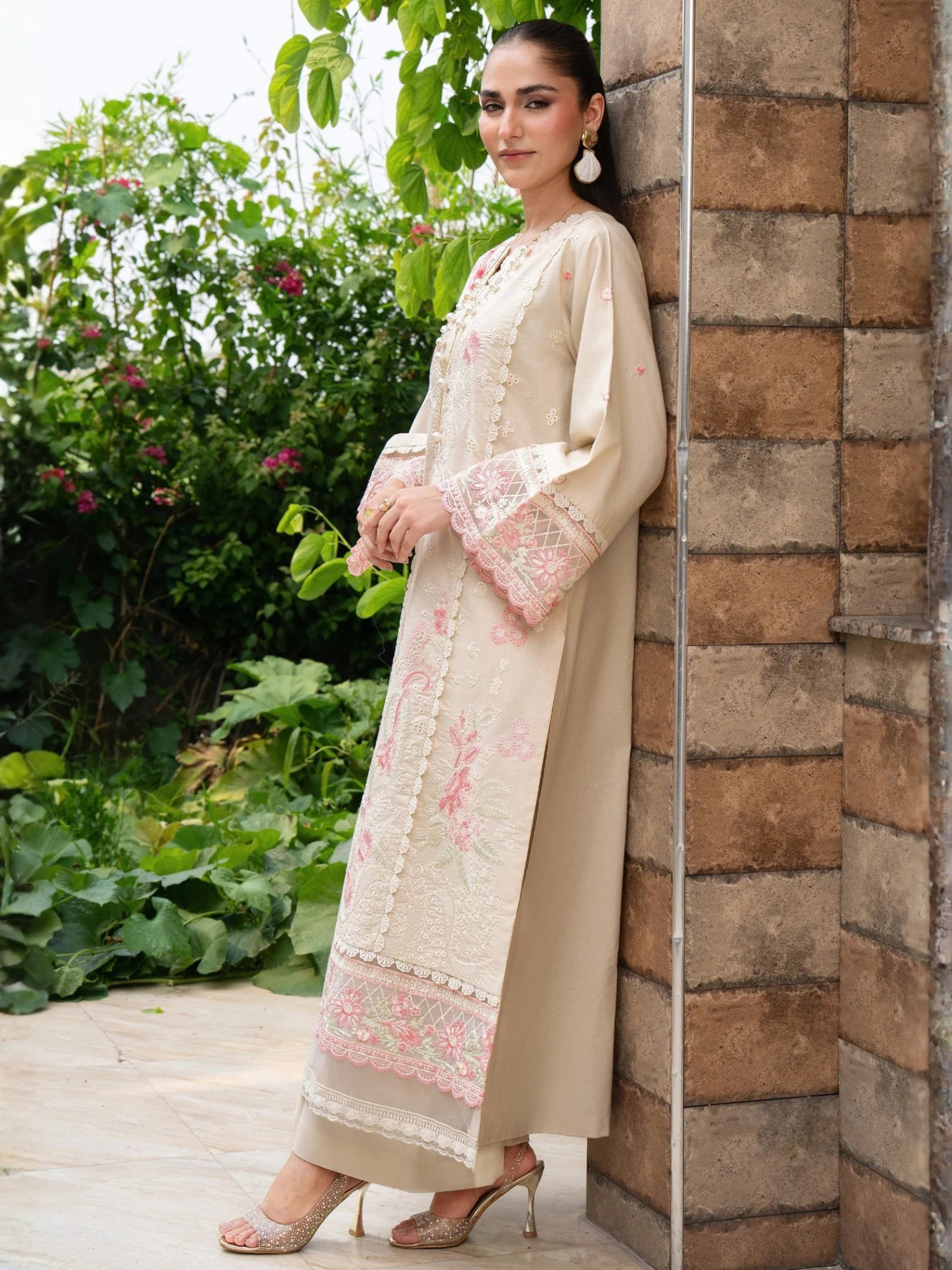 Cream and Pink-Chandan Nagri Lawn Cotton Embroidered Stitched 3-Piece Suit-Eclipse Veil