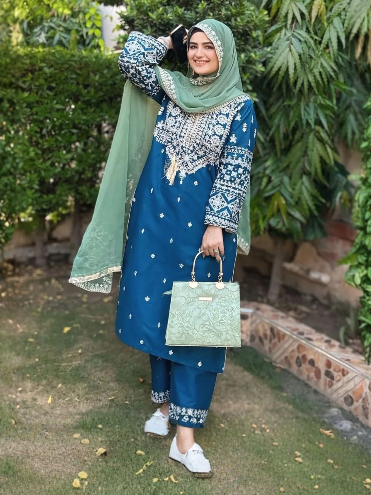 Green and Blue-Pyara Jora Lawn Embroidered Stitched 3-Piece Suit-Arfa