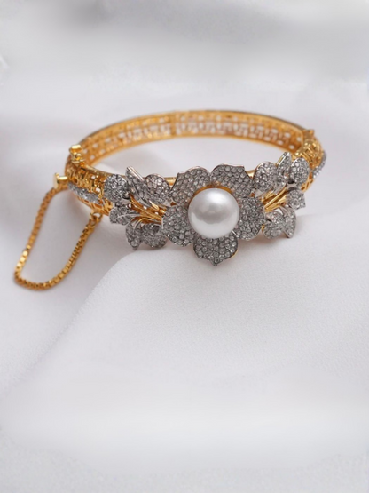 Fashion Hub by Noor Bilal - Gold Plated 3D Flower Bracelet