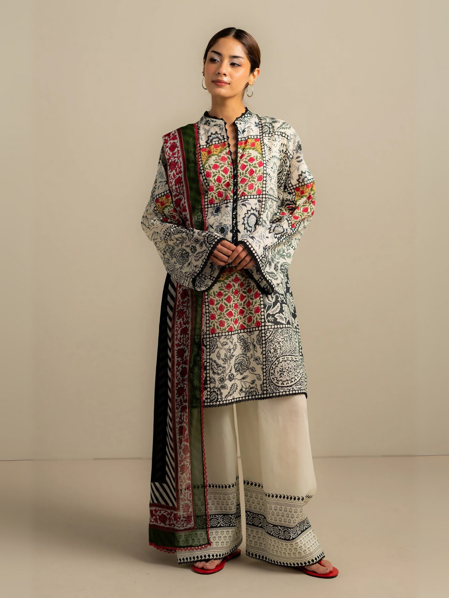 Unstitched 3-piece suit with digital printed lawn shirt, chiffon dupatta, and cambric trouser from Zara Shahjahan Coco, designed with elegant prints for everyday wear.