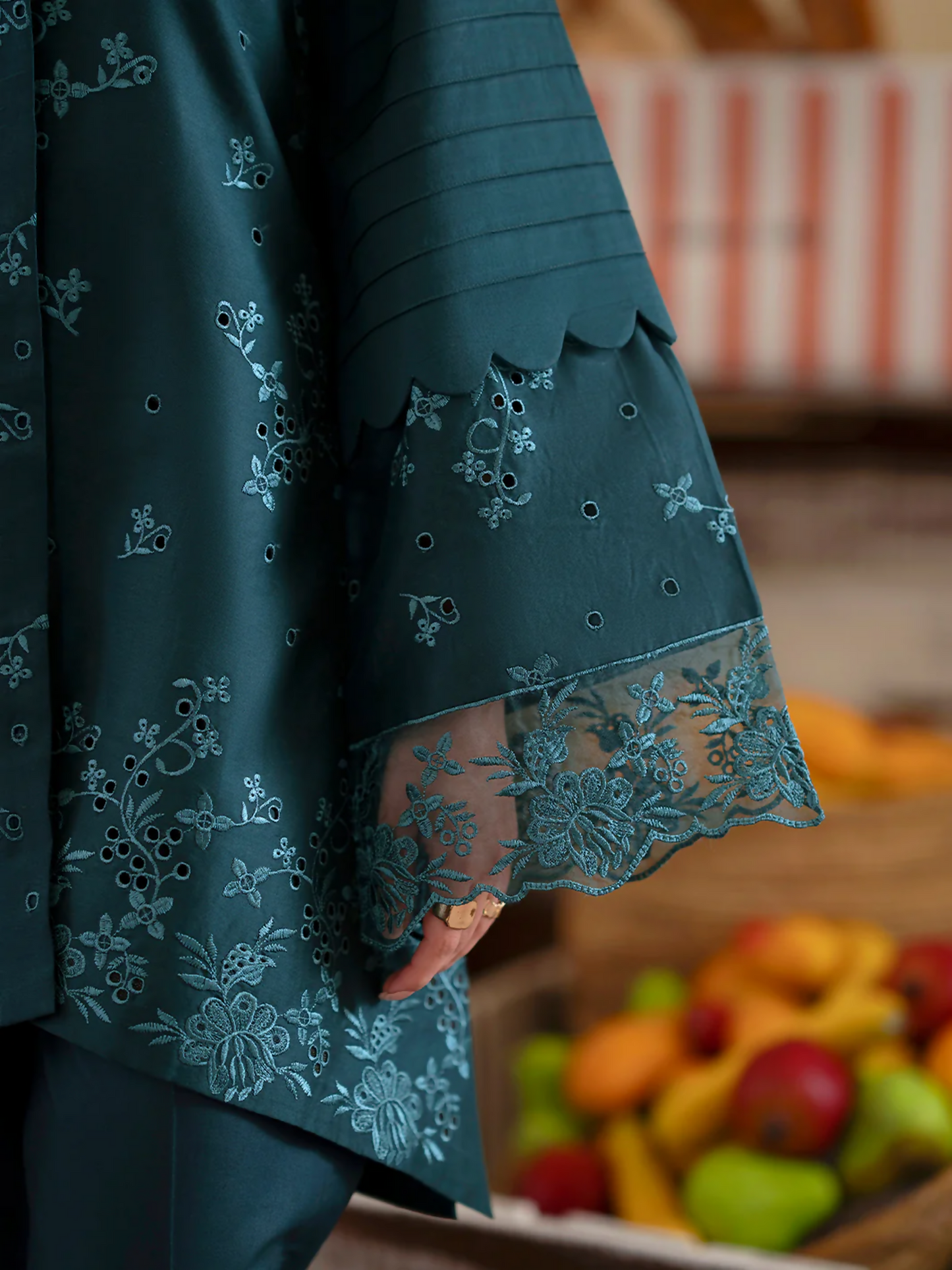 Mahnur Ember Lawn Embroidered Stitched 3-Piece Suit-EM-014