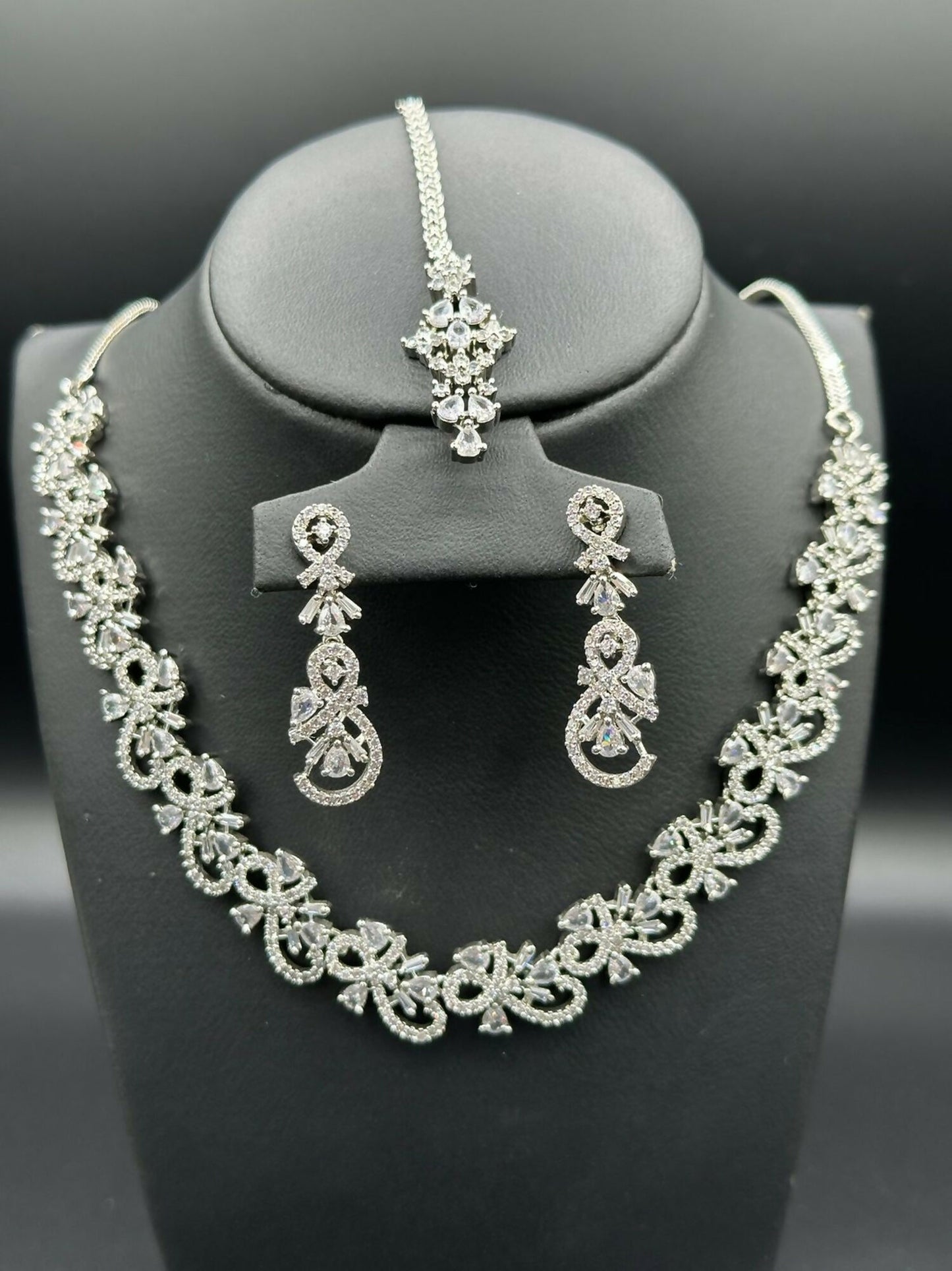 H&A Jewellery One Carat Silver Rhodium Plated Jewellery Set