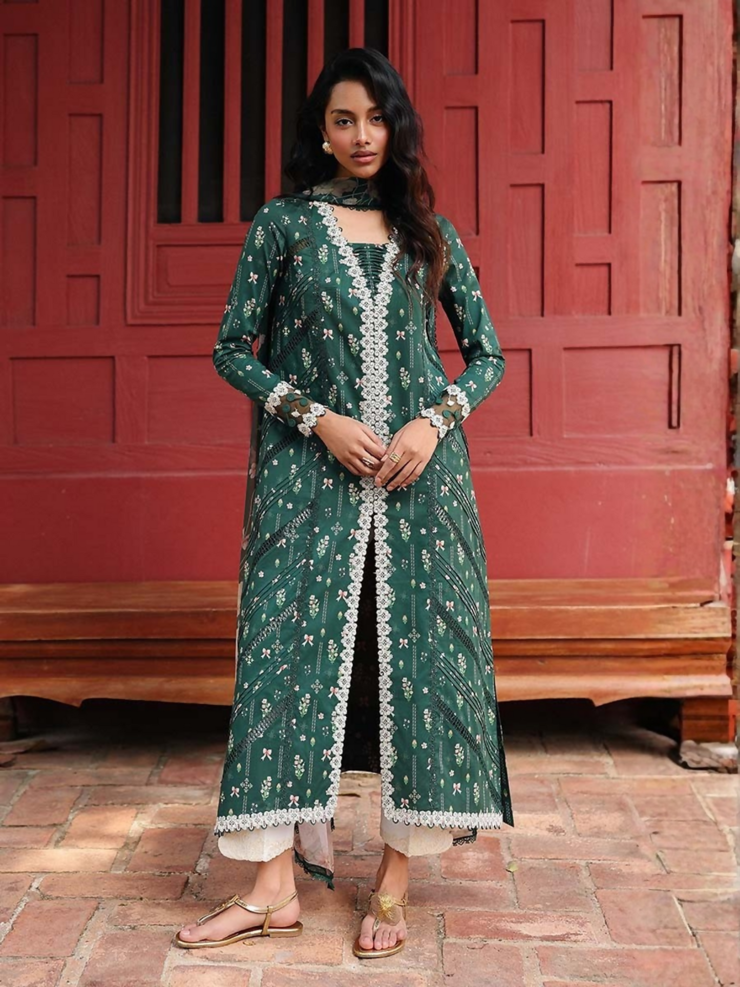 Qalamkar Qprints Lawn'26 Embroidered Unstitched 3-Piece Suit-AX-09-(B)-Greer